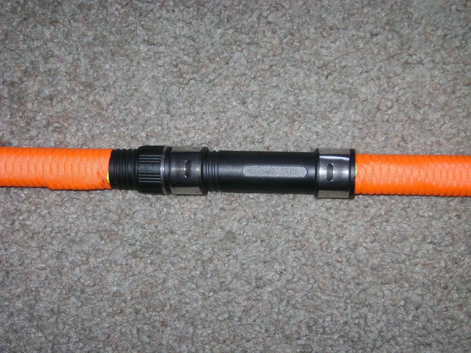 GLOW ROD MEAT HUNTER FLEX 10′ HVY SPINNING -GLOWS LEMON UNDER BLACKLIGHT !