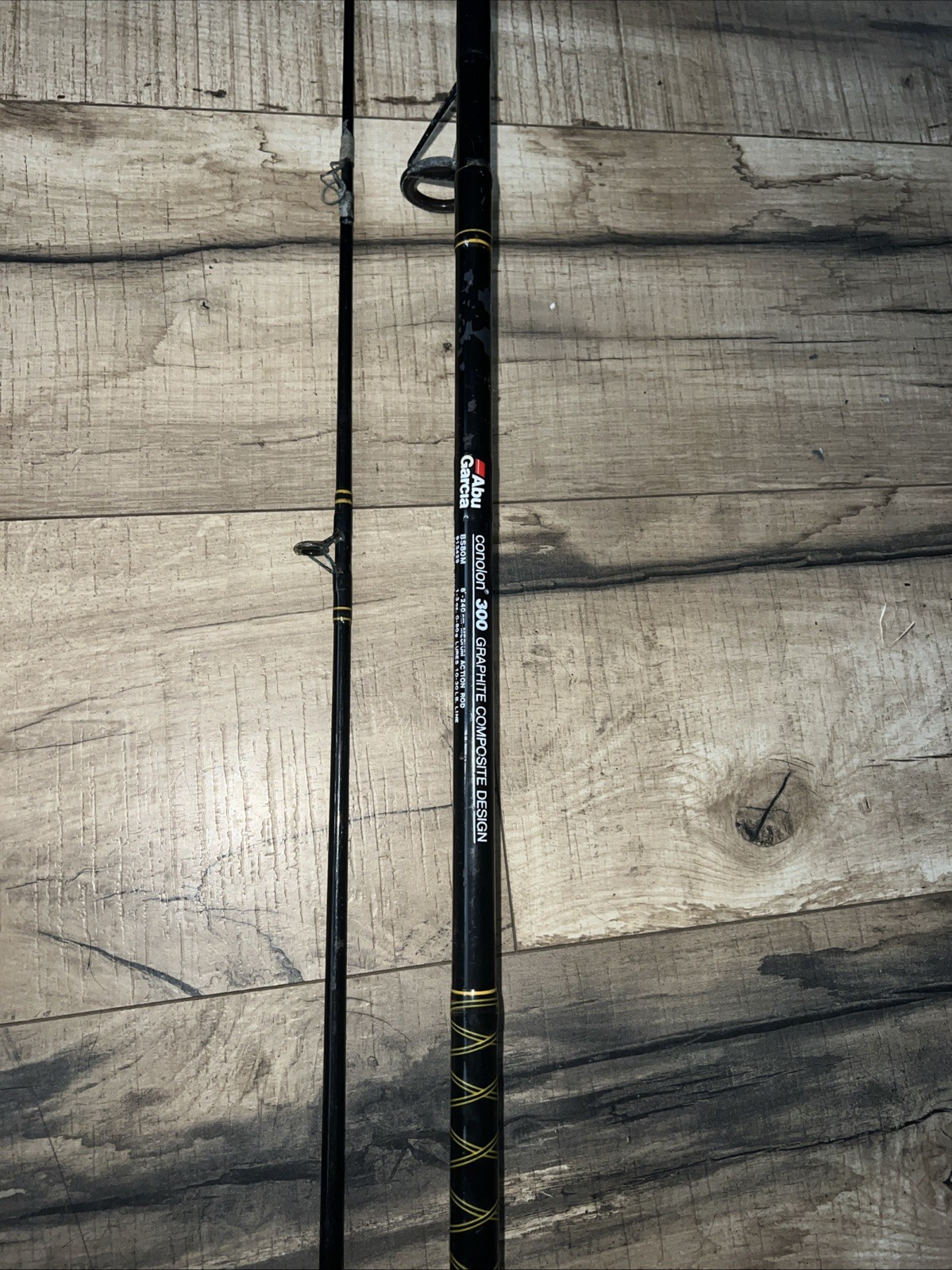 Abu Garcia Conolon 300 Graphite Fishing Rod BS80M 8′ Medium Action *GUIDE ISSUES