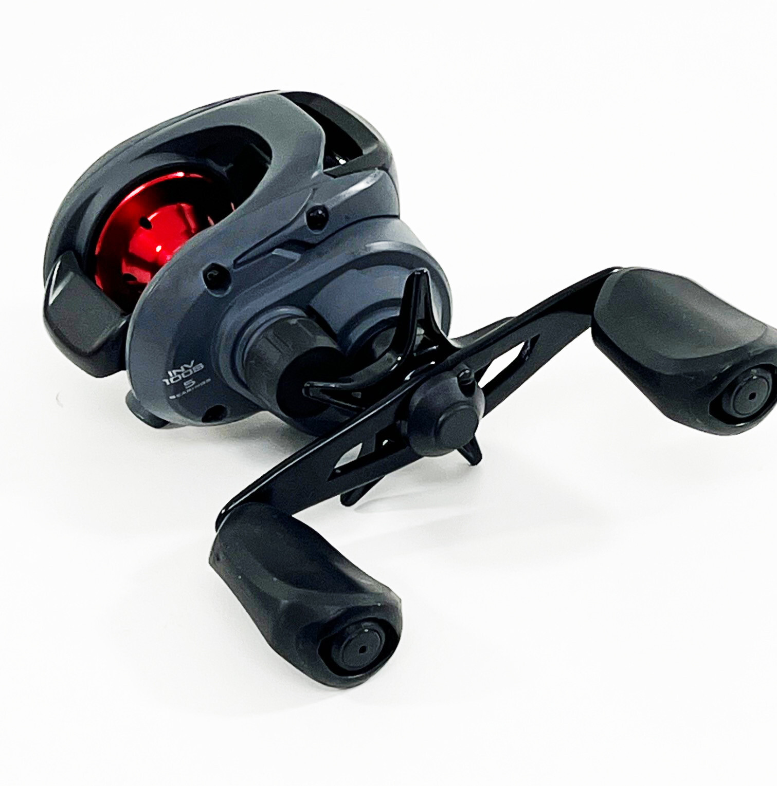QUANTUM INVADE CASTING REEL 6.1:1 5 BEARING INV100S RH