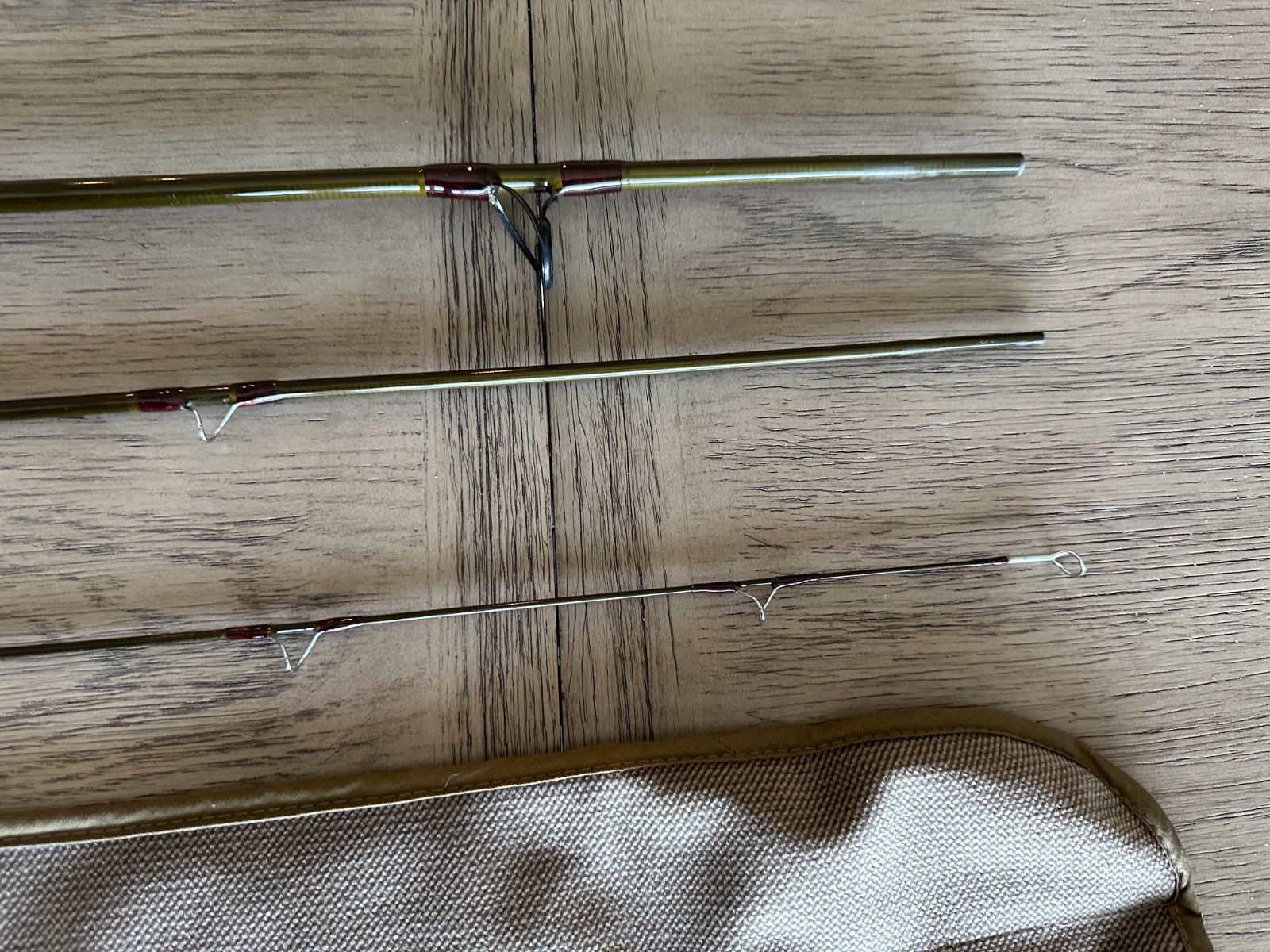 G.loomis CrossCurrent 9 foot 10 weight 3 piece Fly Rod New Condition!