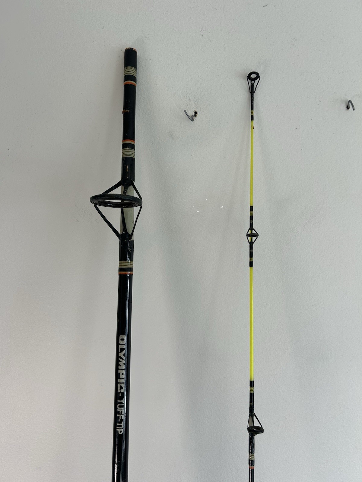 Olympic TT80 Fishing Rod Pole 2-pc 8′ Made In Korea Black & Yellow Vintage