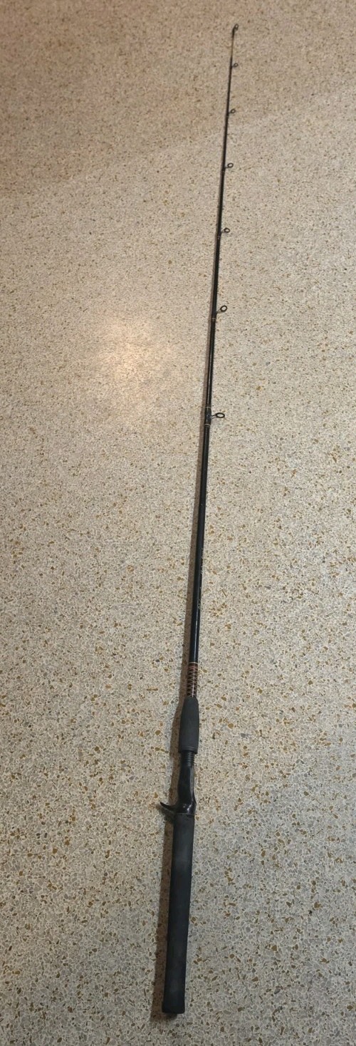 Shakespeare Ugly Stik CAL 1100 6′ 6″ Fishing Rod 1-Piece Medium Action 8-20lb