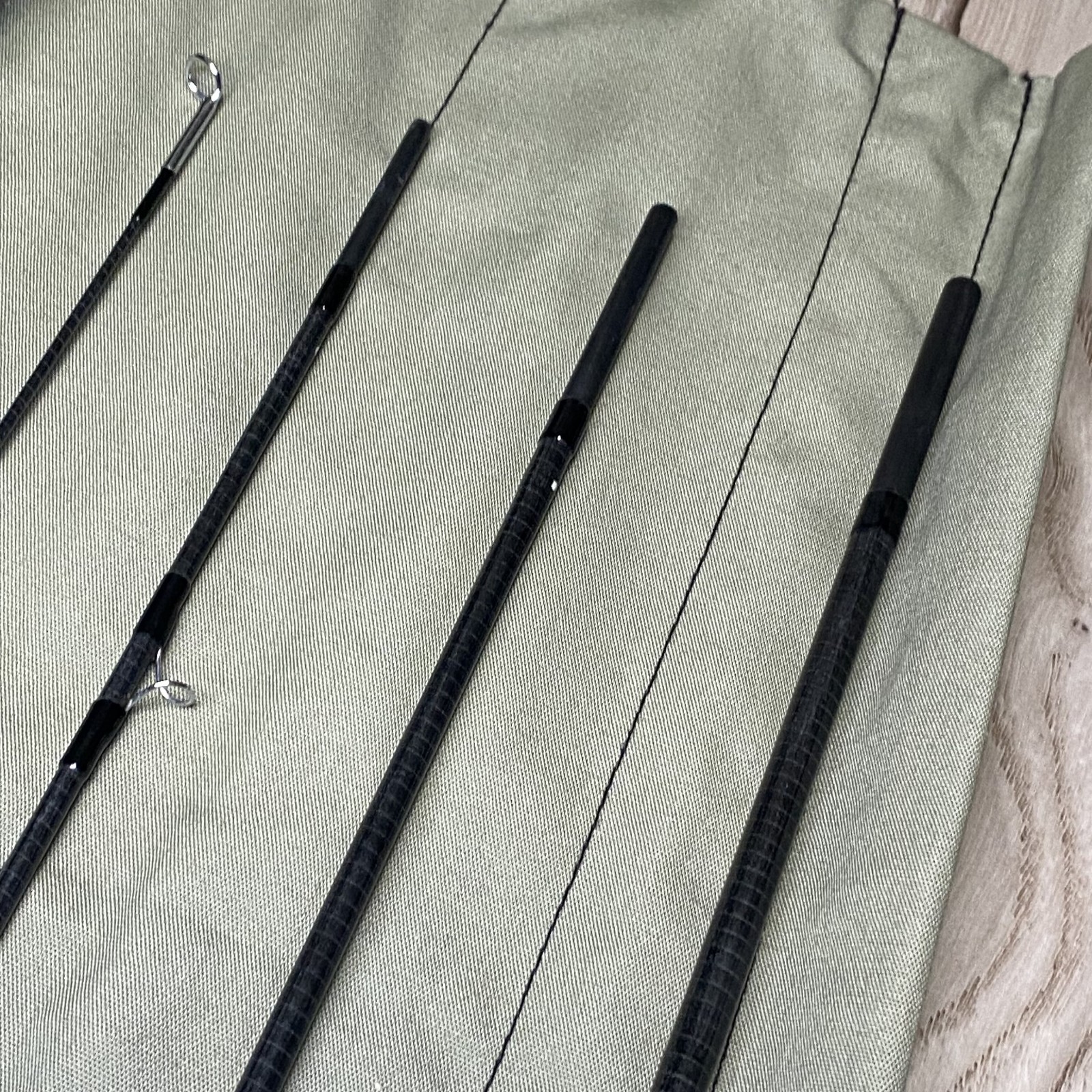ORVIS Graphite TRANSTREAM 8’0” 3wt Fly rod w/Tube Case Sock