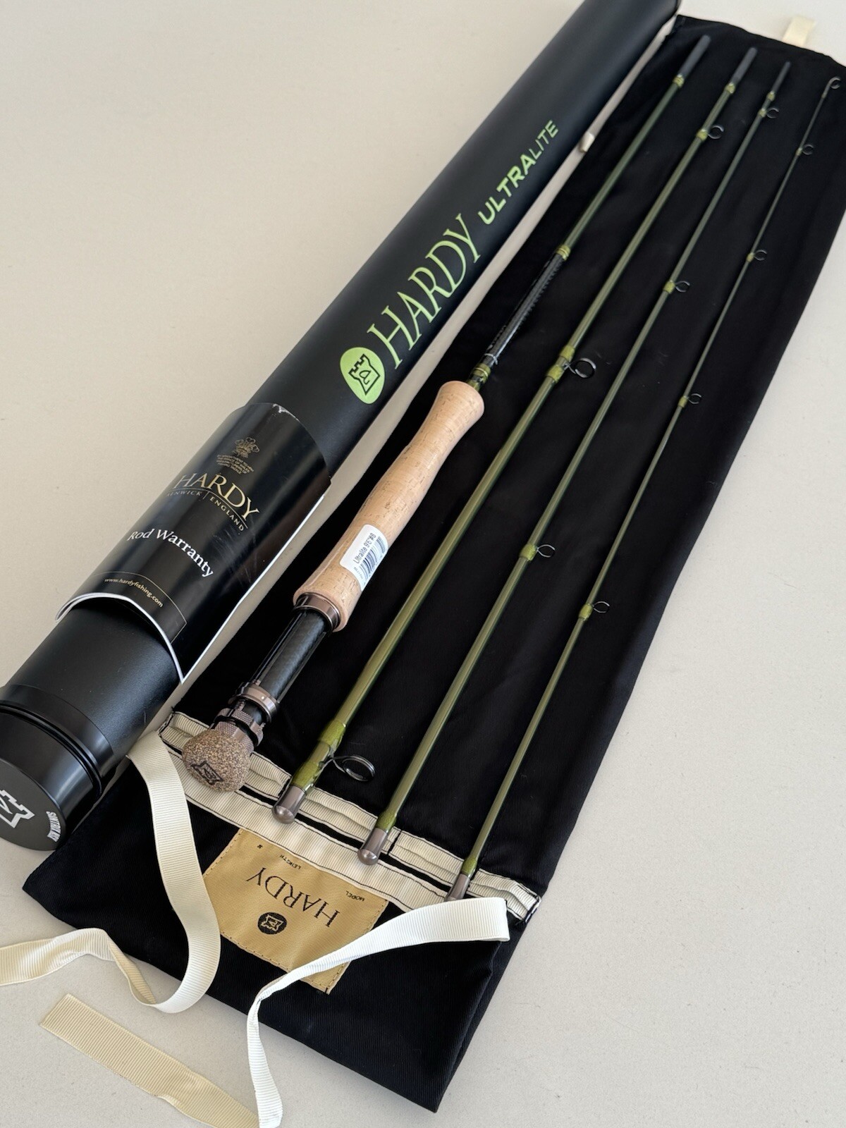 **BEAUTIFUL** NEW HARDY 8wt. 9’6in 4pc Ultralite Sintrix NSX Fly Rod!! BRAND NEW