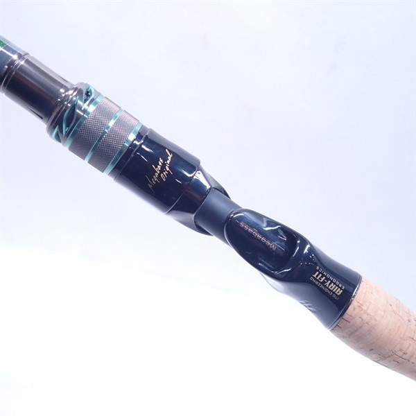 megabass Orochi X10F4, 1/2-611XT Cond/B+