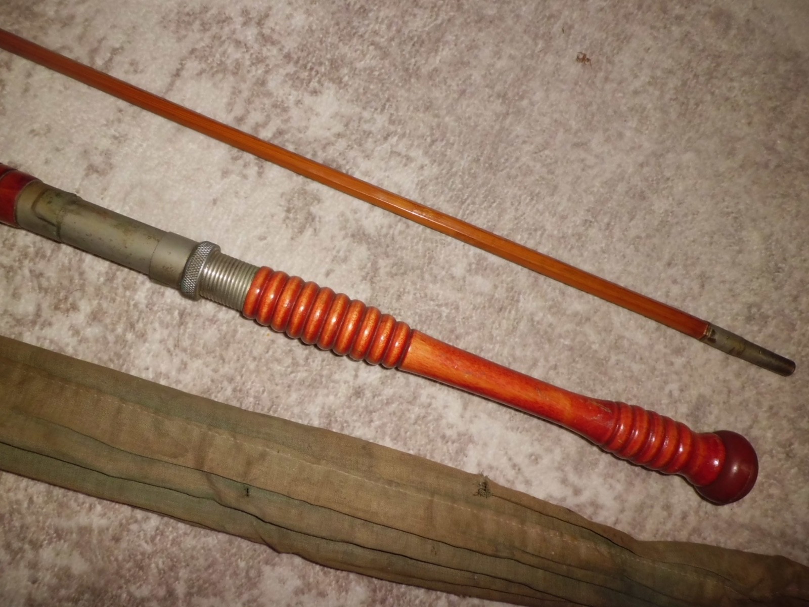 Vintage MONTAGUE Jones Beach Split Bamboo Boat 7’6″ Rod made in USA