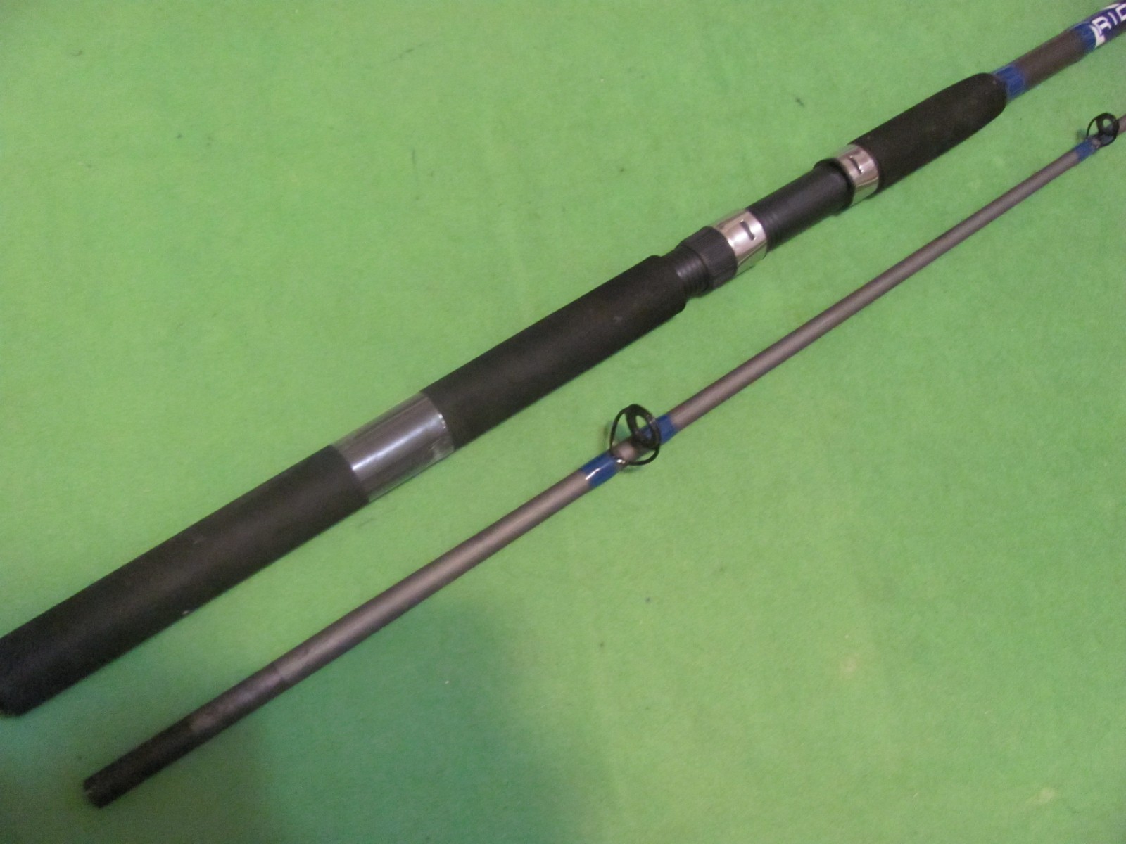 Tsunami RIGGED N READY 8′ 0″ Medium Action 2-Piece Spinning Rod.