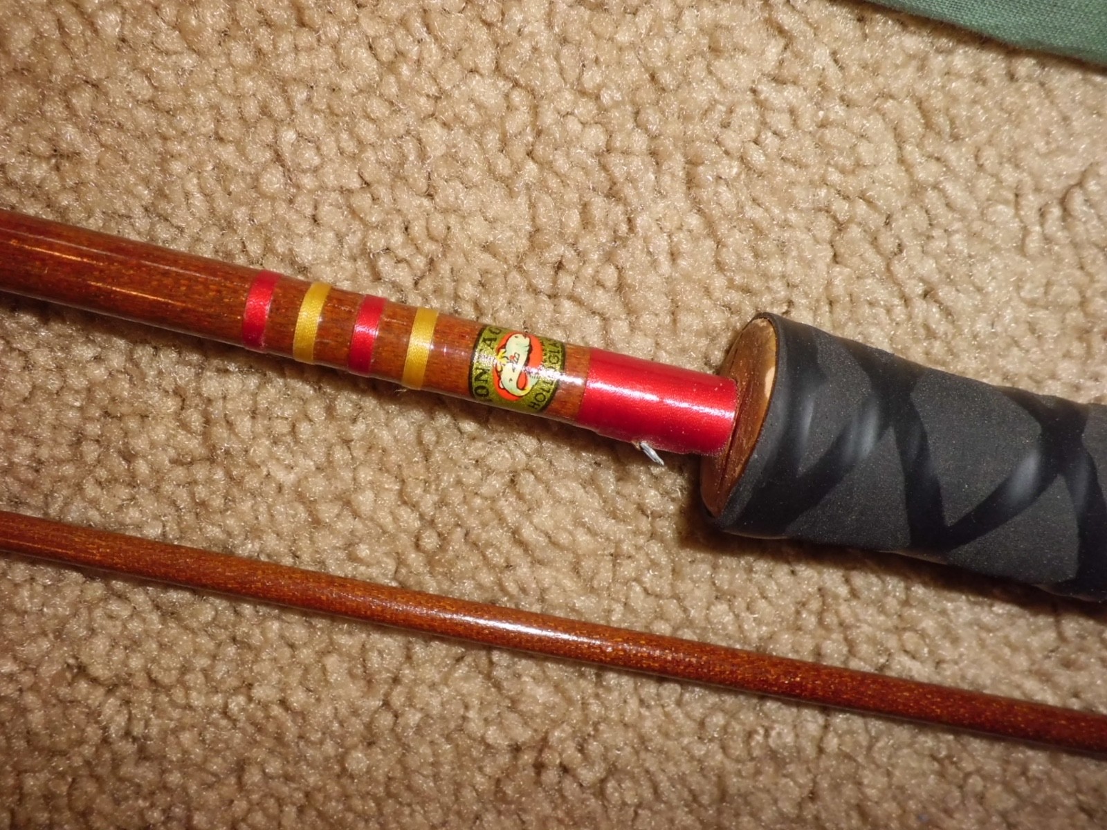 Vintage MONTAGUE Holloglass Spinning 7 Rod made in USA