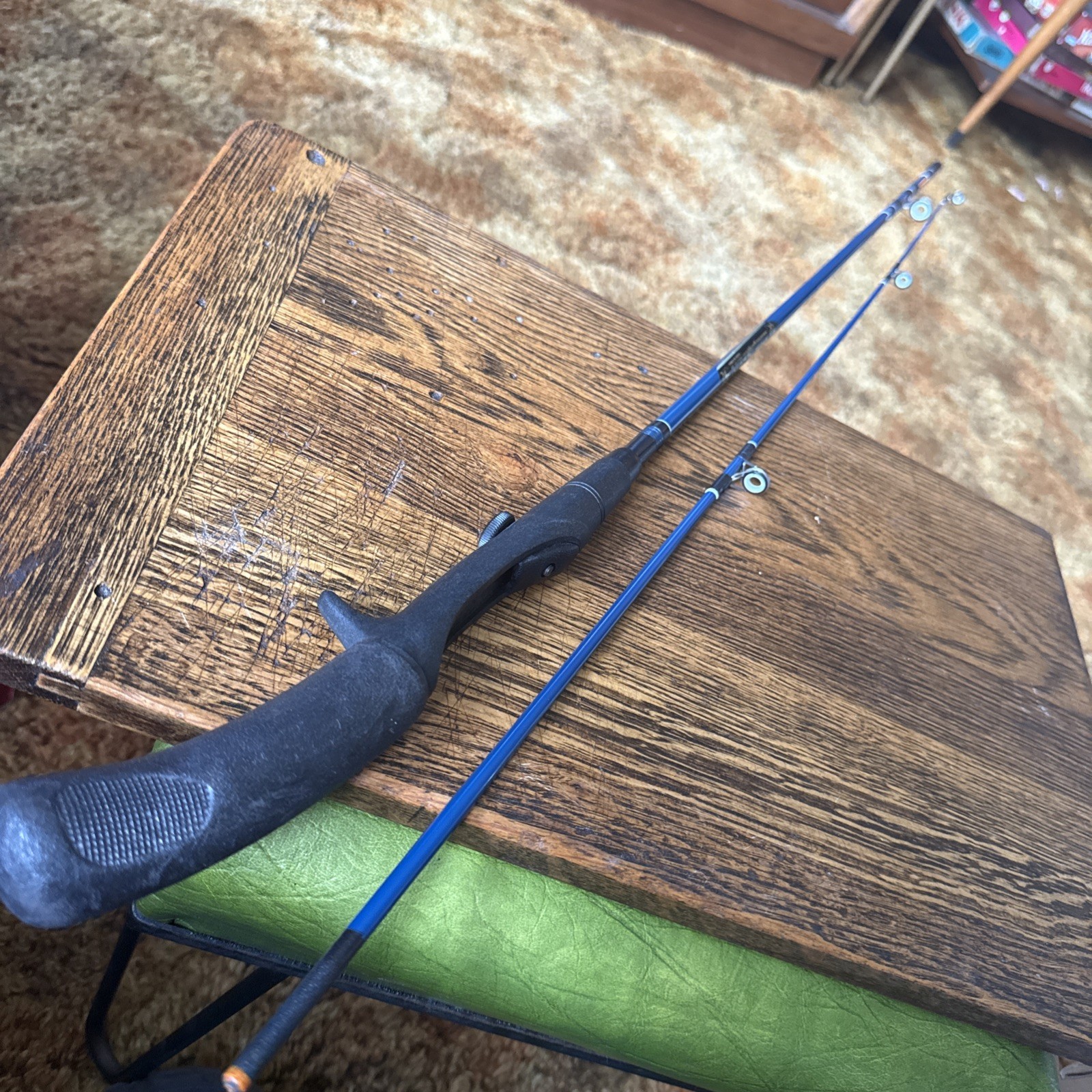 Vintage Olympic Pistol Grip Casting Rod Spin Cast. 5’9” 2 Piece Super Nice