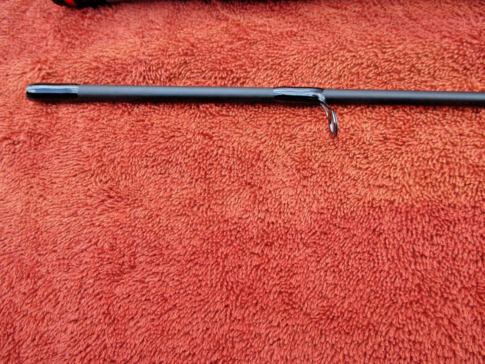Shakespeare Ugly Stik GX2 2-piece Fishing Rod Tags still on 5″6″ Medium Action