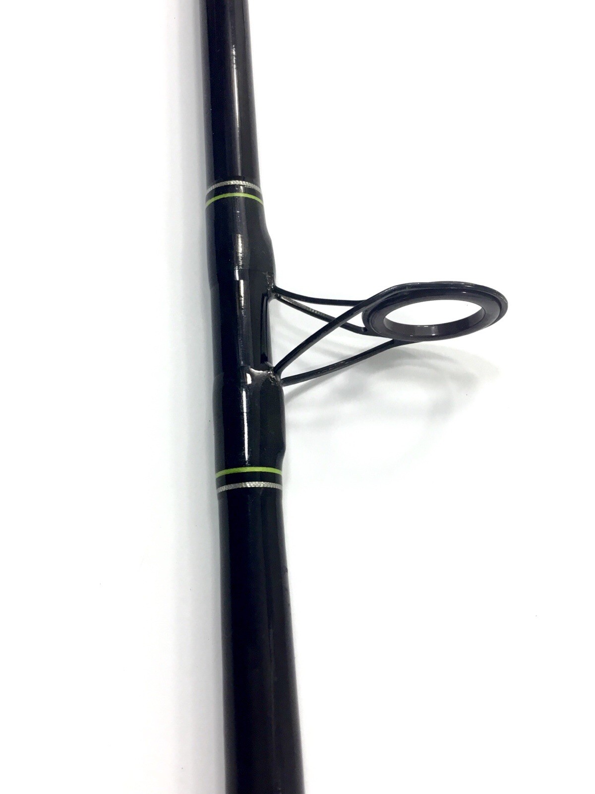 Bass Pro Shops CB100080MH Cat Buster 10′ 2 Pc. Surf Spinning Fishing Rod CLEAN