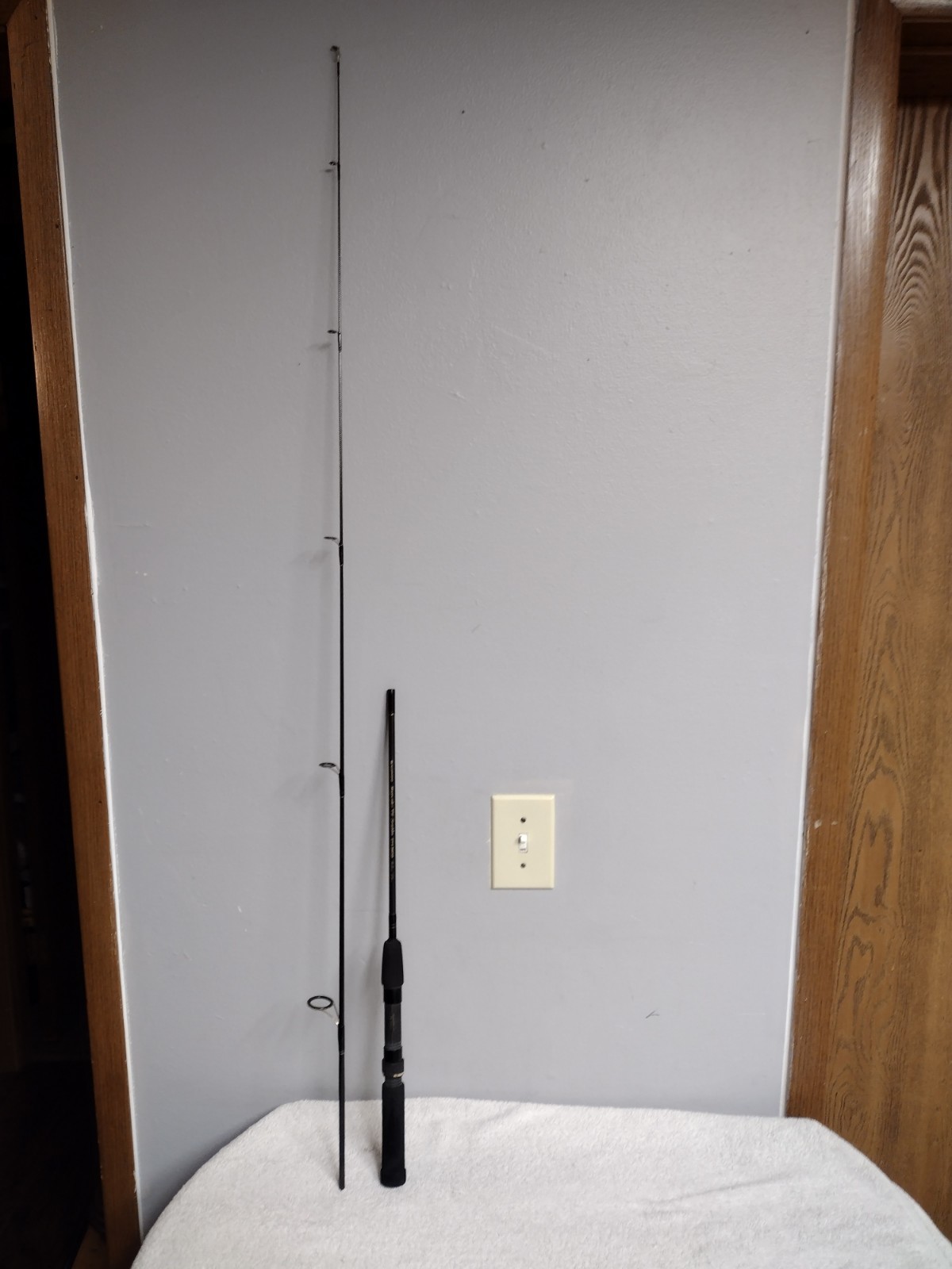 Shimano 6′ Magnumlite TX Graphite STX 2602 Med Action Line 6-15lb Lure 1/8-5/8oz
