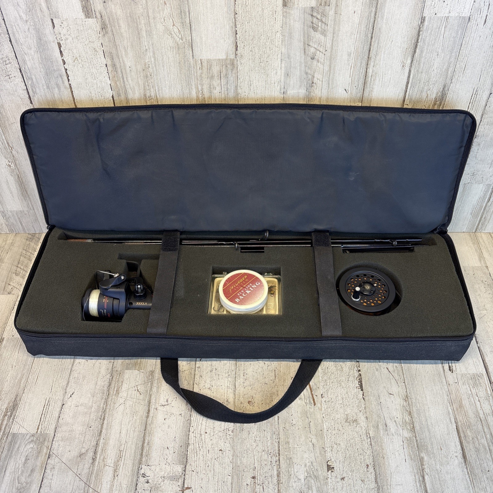 Vintage Marlboro Unlimited Fly Fishing Rod Kit Pflueger Shakespeare Soft Case