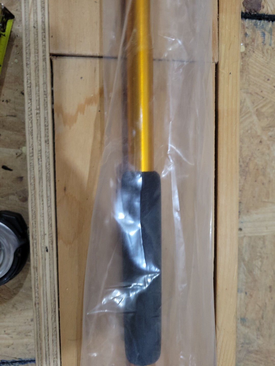 New Gold Aftco 6′ Tag Stick