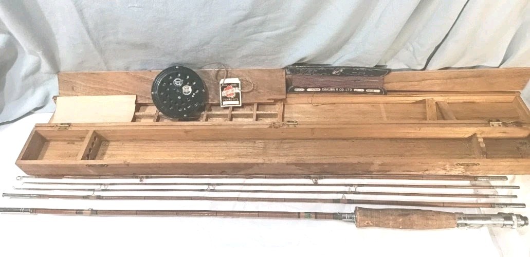Vintage Sakurai & Co. Sakura”102 Rainbow” Box Set Pflueger 333 Reel, Silk Wrap