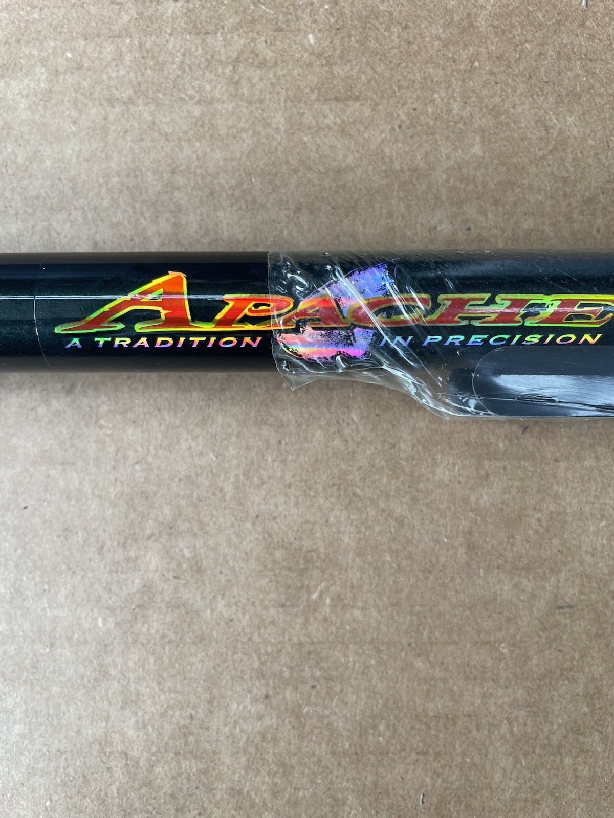 Apache Crappie Pole 15 ft Graphite Rod Light Fast 2-6lb 1/32-1/8 Black