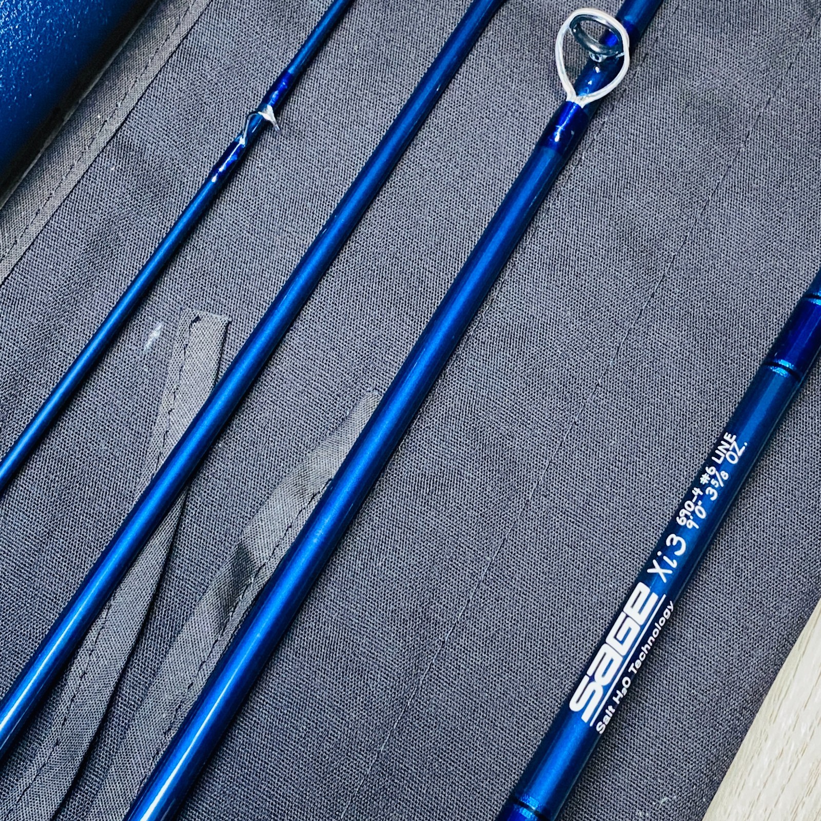SAGE Xi3 690-4 6wt 9’0″ Salt Water Fly Rod w/Tube sock [Excellent]