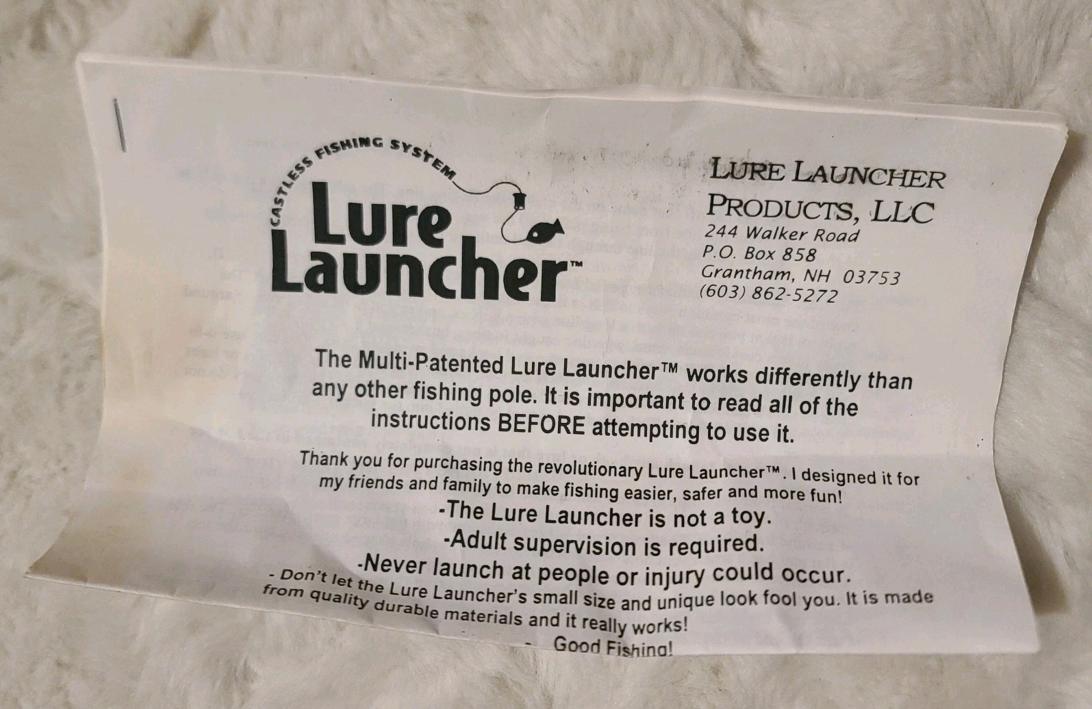 Chuck Woolery Lure Launcher Fishing Pole w/ Bobbers & Tackle Kit Spring Loaded