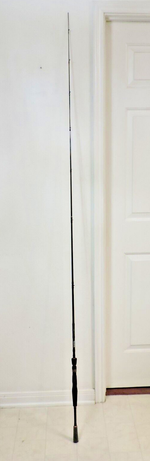 Daiwa Laguna 701MFB Rod 6′ 7″ M Lure: 1/4-3/4 oz. line 8-17 lb.