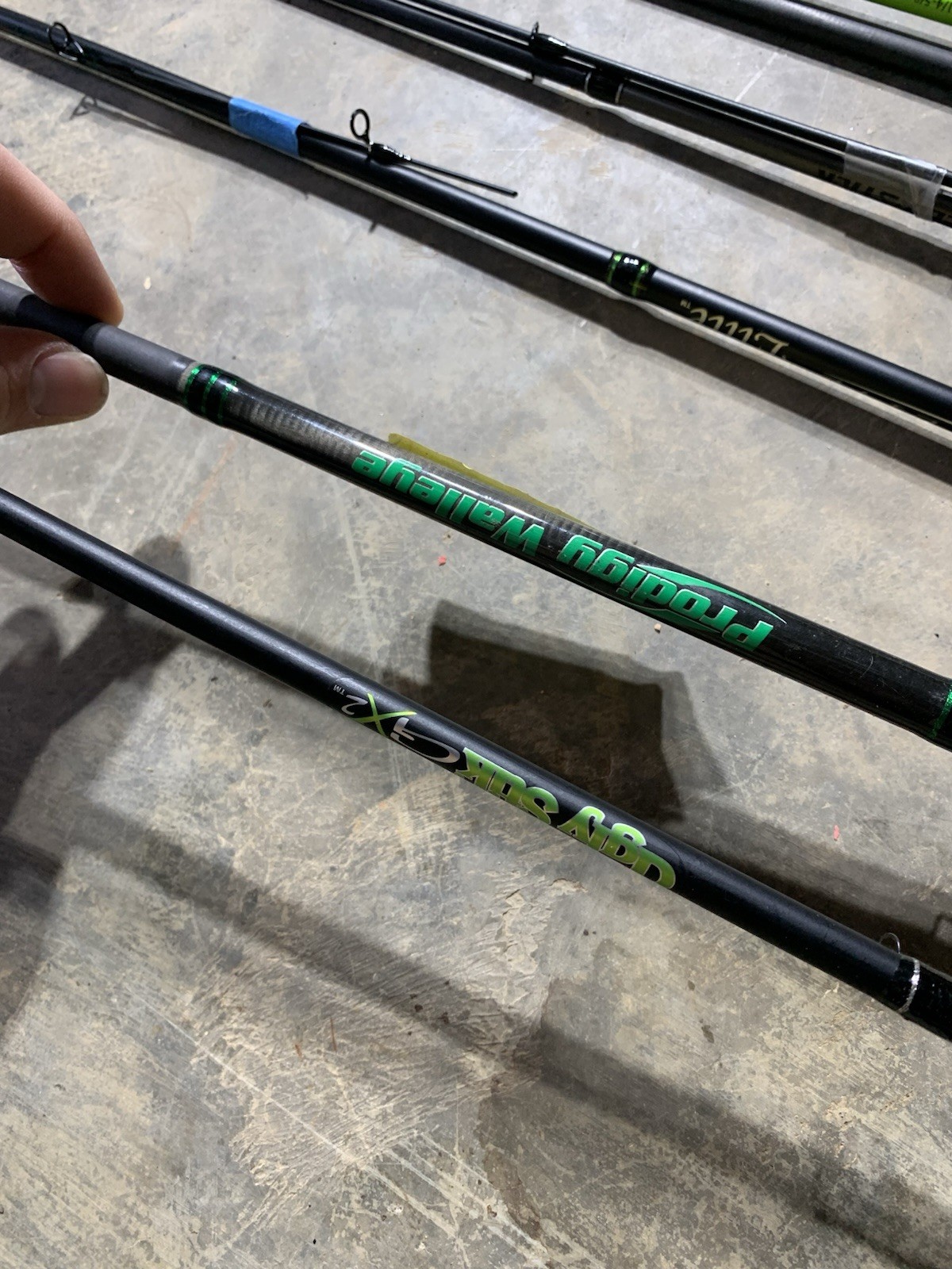LOT OF 11 BASS PRO SHOP, Lews, Zebco FISHING RODS (BROKEN)