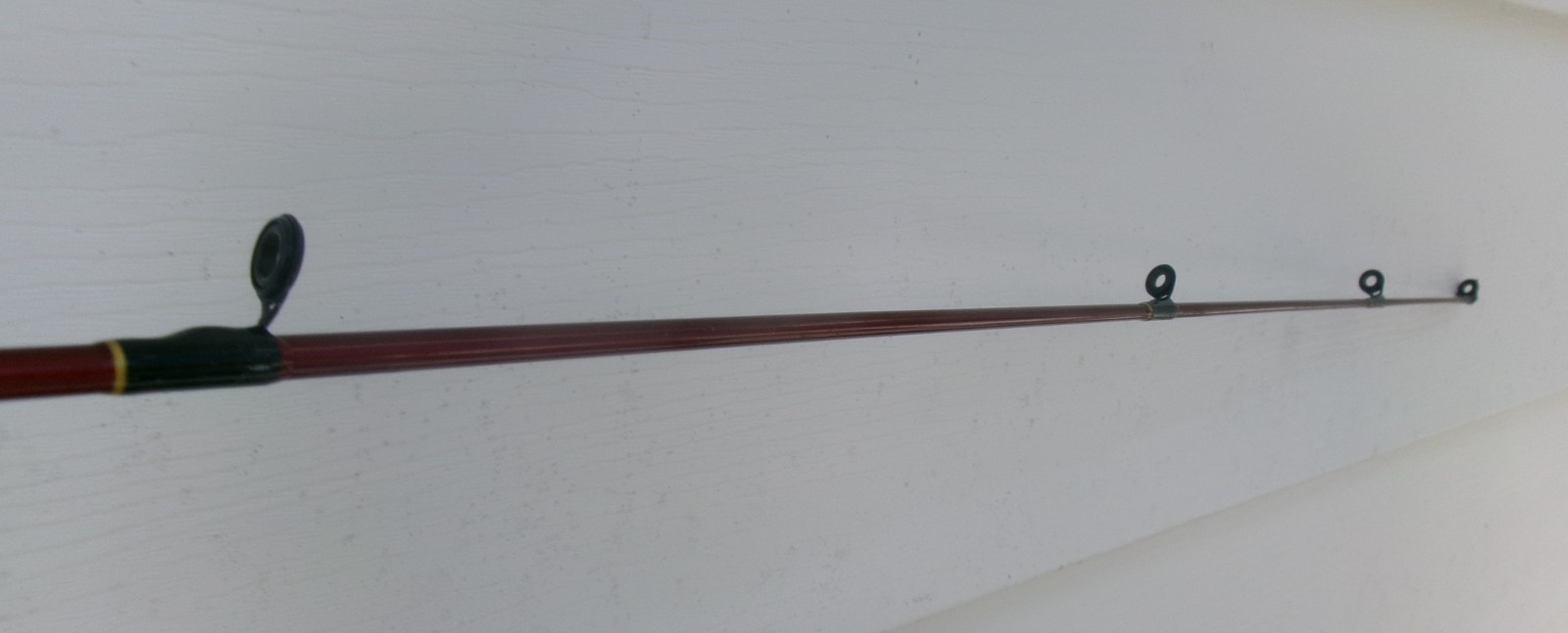Shakespeare DURANGO Casting Rod, 5’6″ Medium Fishing Rod, 2 Piece