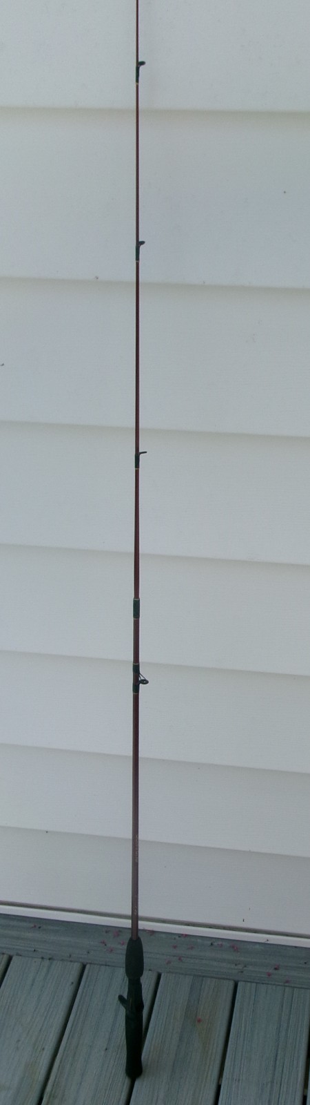 Shakespeare DURANGO Casting Rod, 5’6″ Medium Fishing Rod, 2 Piece