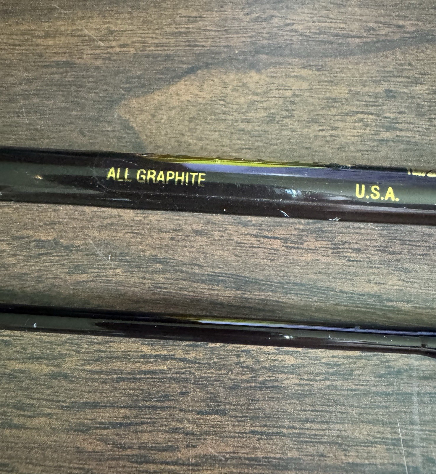 St. Croix 4302 Line WT 5/6 Imperial Graphite 9′ Length 2pc Fly Rod W/Tube & Sock