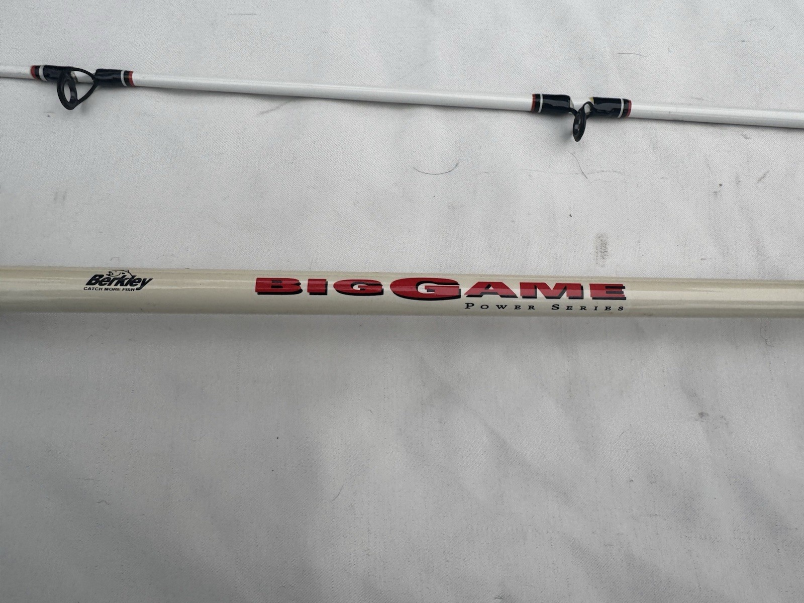 7’6” Two-Piece Medium Power Durable Fiberglass Big Game Casting Rod Fishing Rod