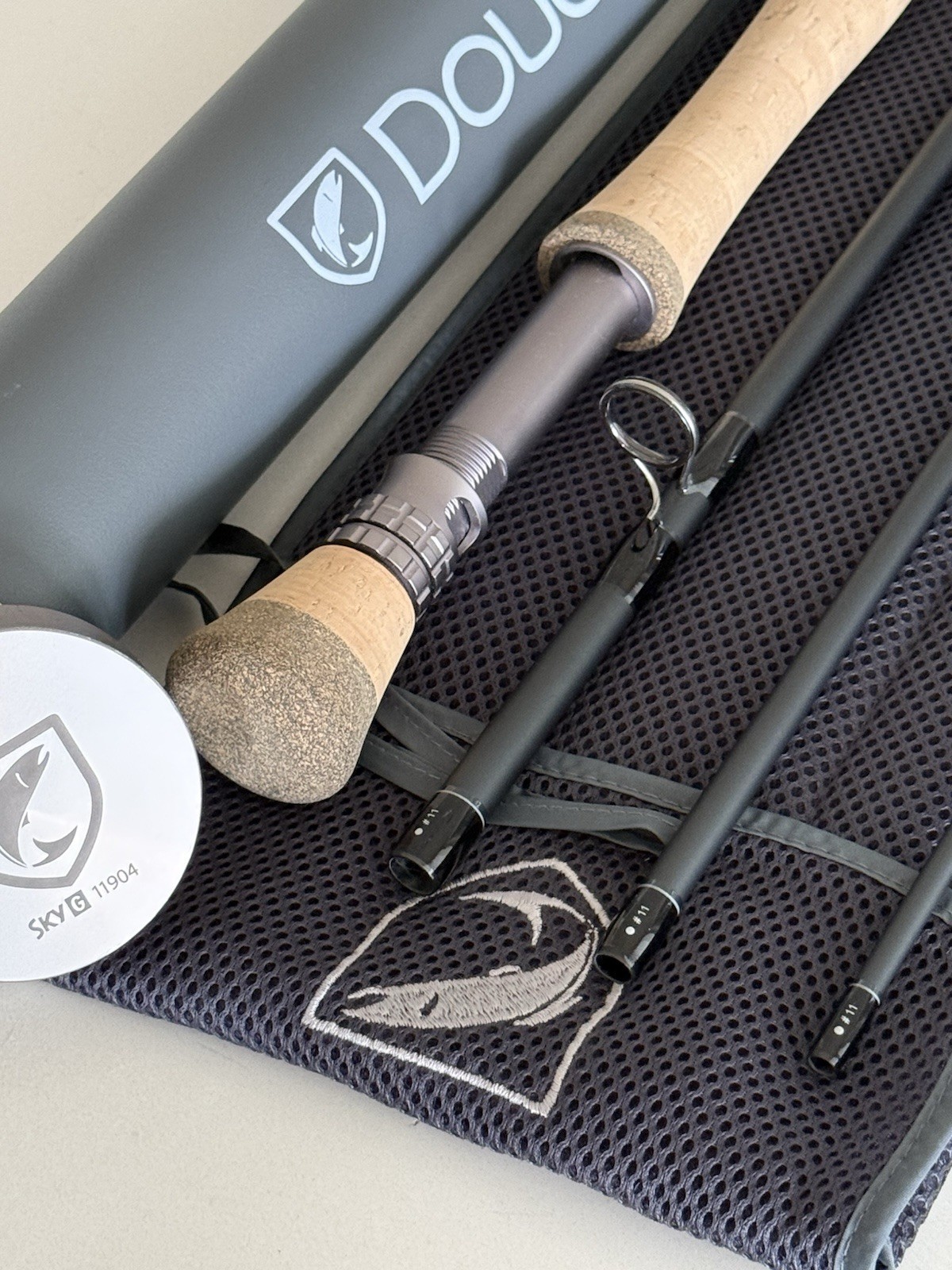 **BEAUTIFUL** 🔥DOUGLAS SKY G 11wt. 9’ft~4pc Fly Rod!! 🔥~MINT~