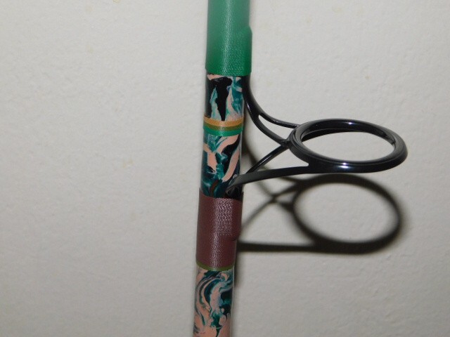 CUSTOM SPINNING ROD OLIVE GREEN TAN BROWN CAMOFLAUGE MARBLE 10-25 LB 7′ NEW