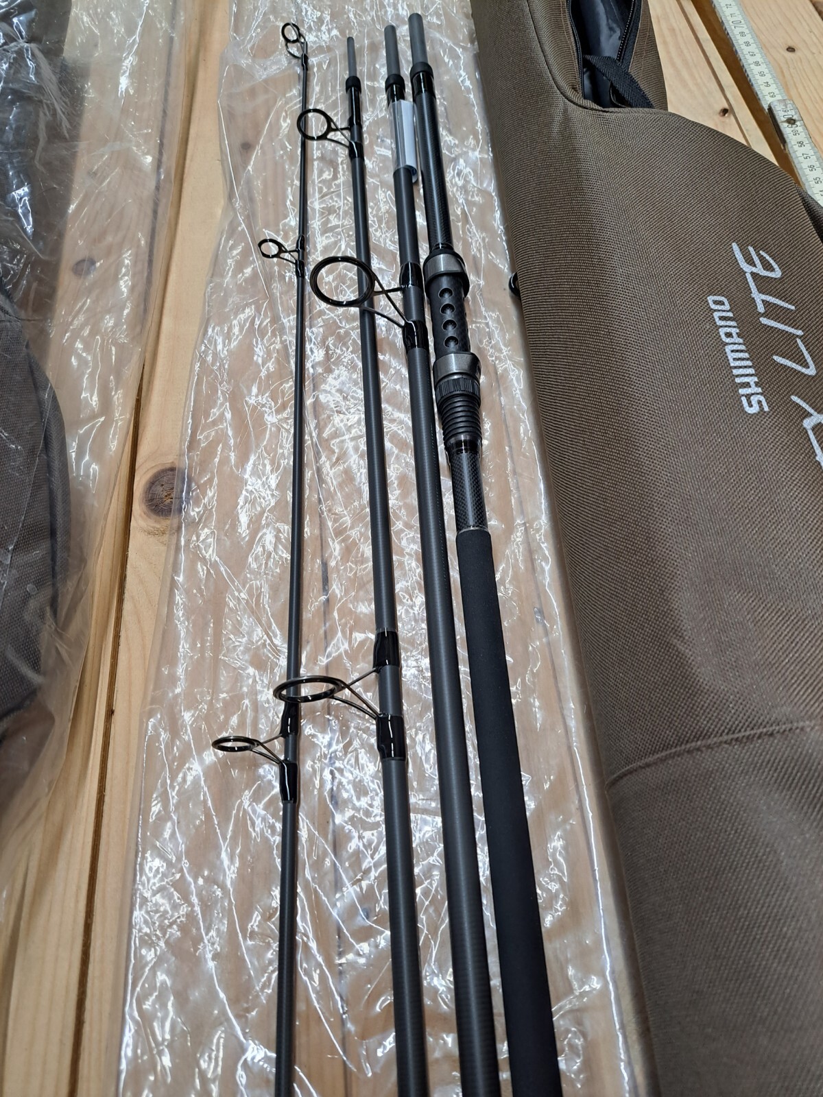 3× Shimano TX Lite A Carp 9ft 3lbs Carp Rods 4pc NEW! + Pipe Carp Fishing