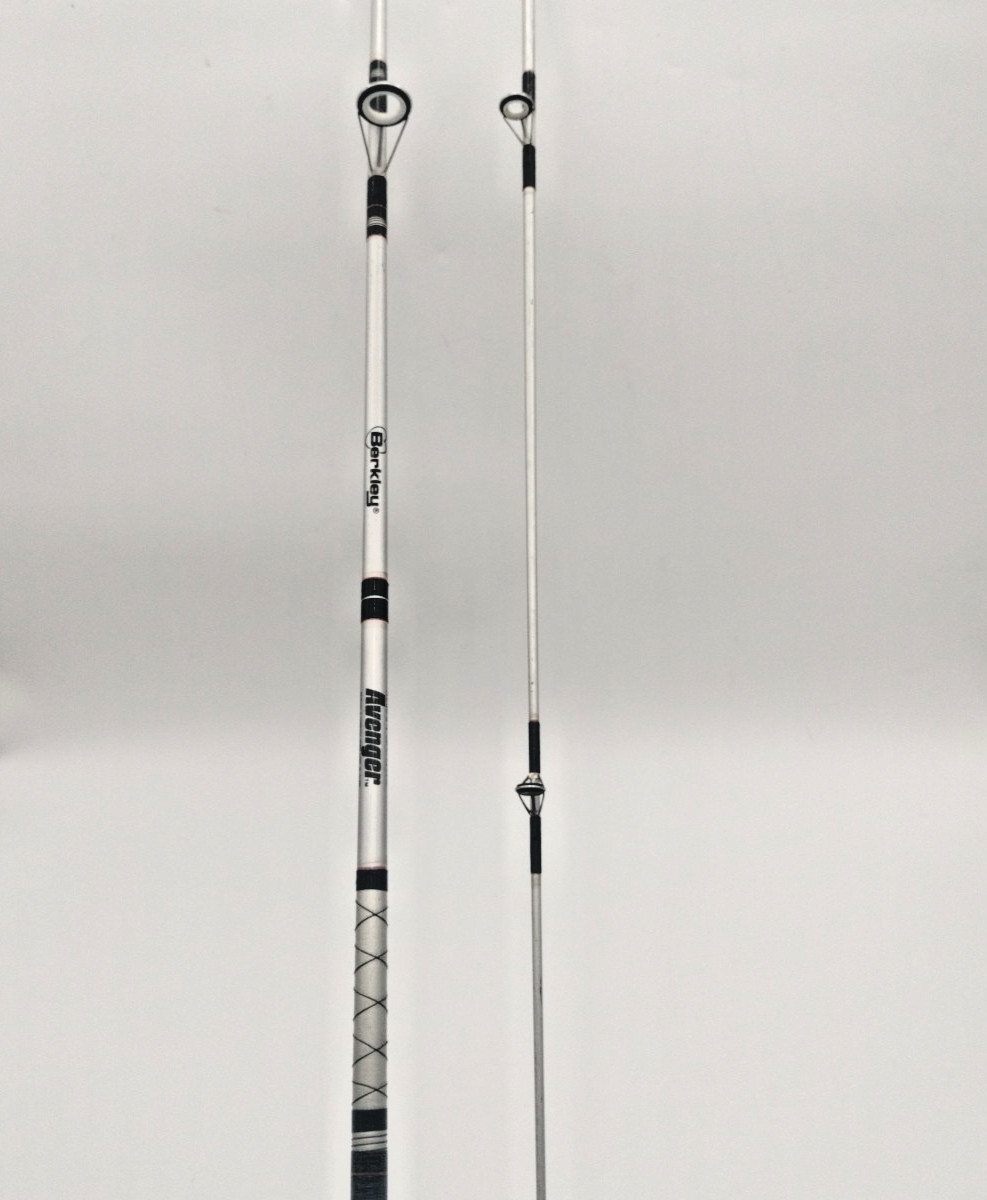 Berkley 2 Piece Fishing Rod “AVENGER” Light Action A30 6 1/2′ Lure Wt 1/8-3/8 oz