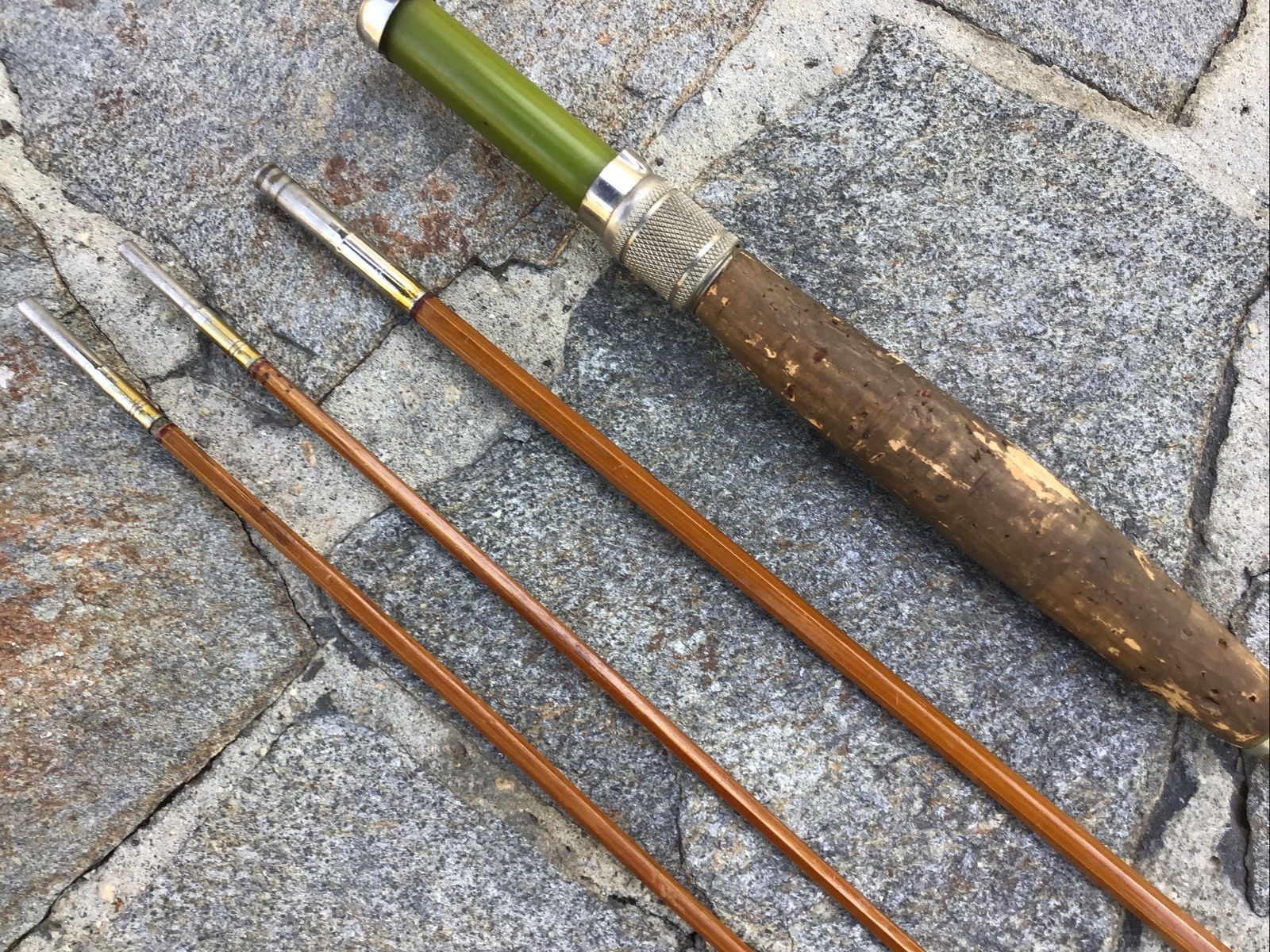 Montague TIMERLAKE 9’0” Split Bamboo Fly Rod XTRA TIP with GREEN REEL SEAT
