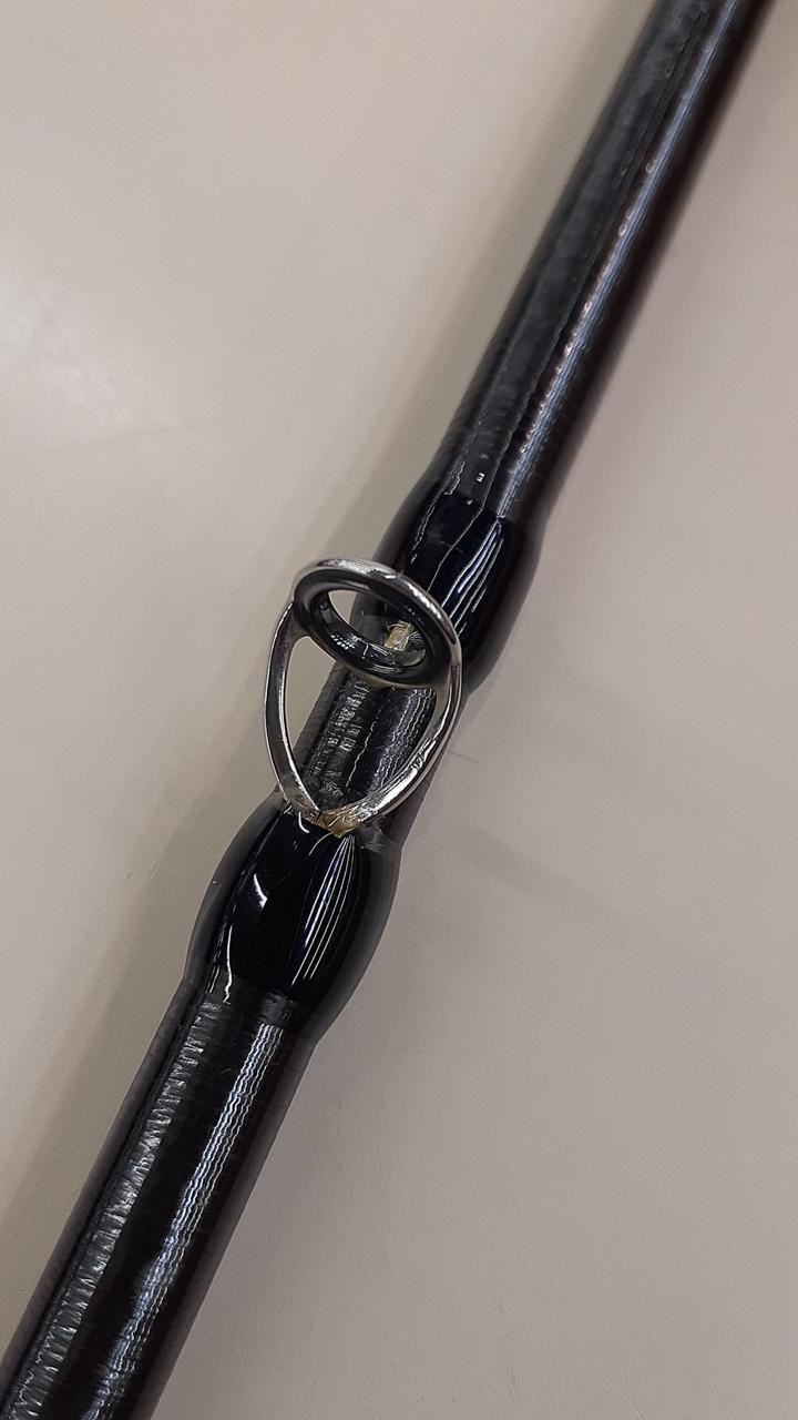 APIA GRANDAGE Seabass Fishing Rod 7’6″ 2-piece, Used Grip, 170g