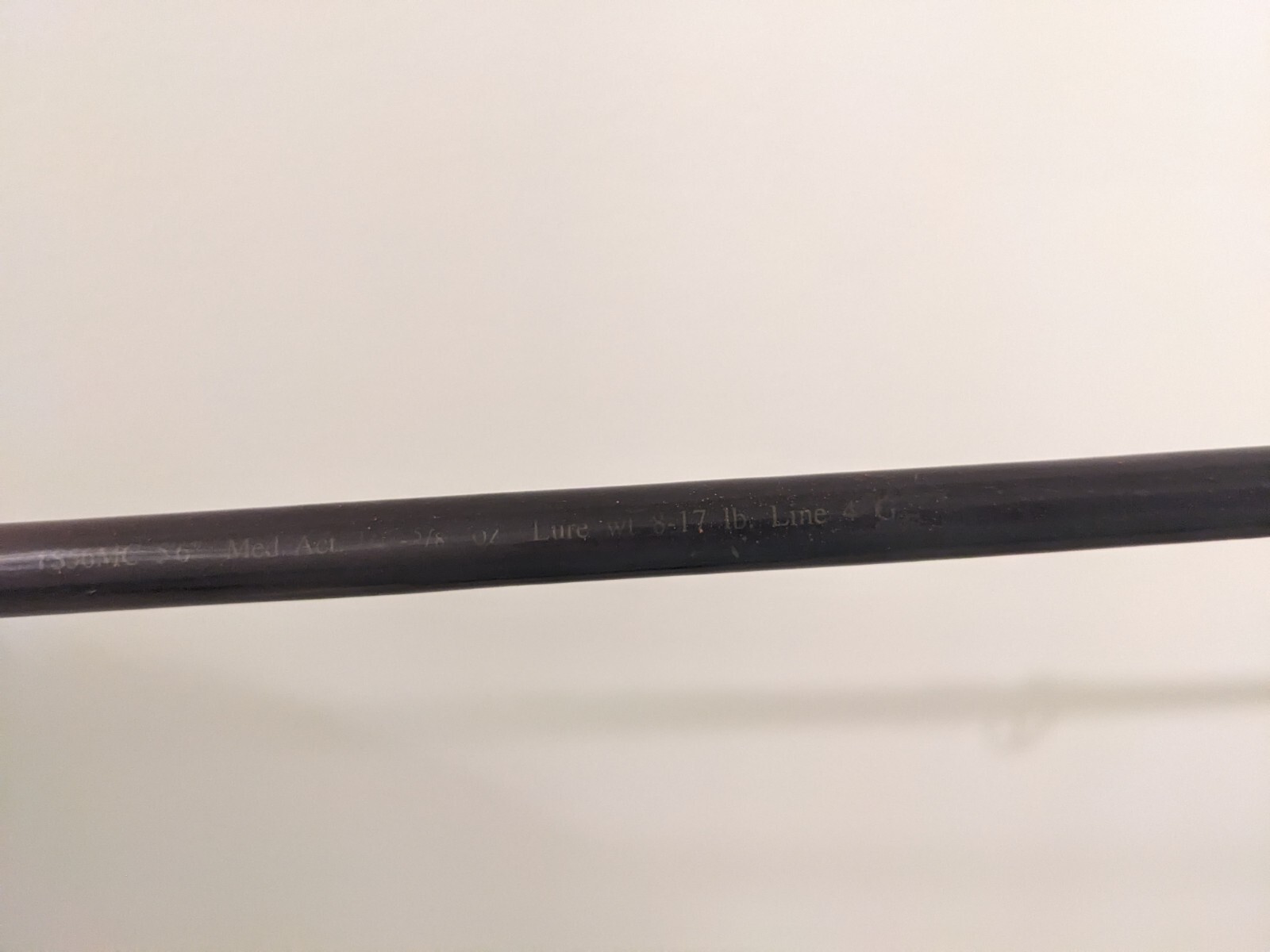 Bass Pro Shops tourney Special IM6 5’2″ 1 Pc Baitcasting Vintage Fishing Rod