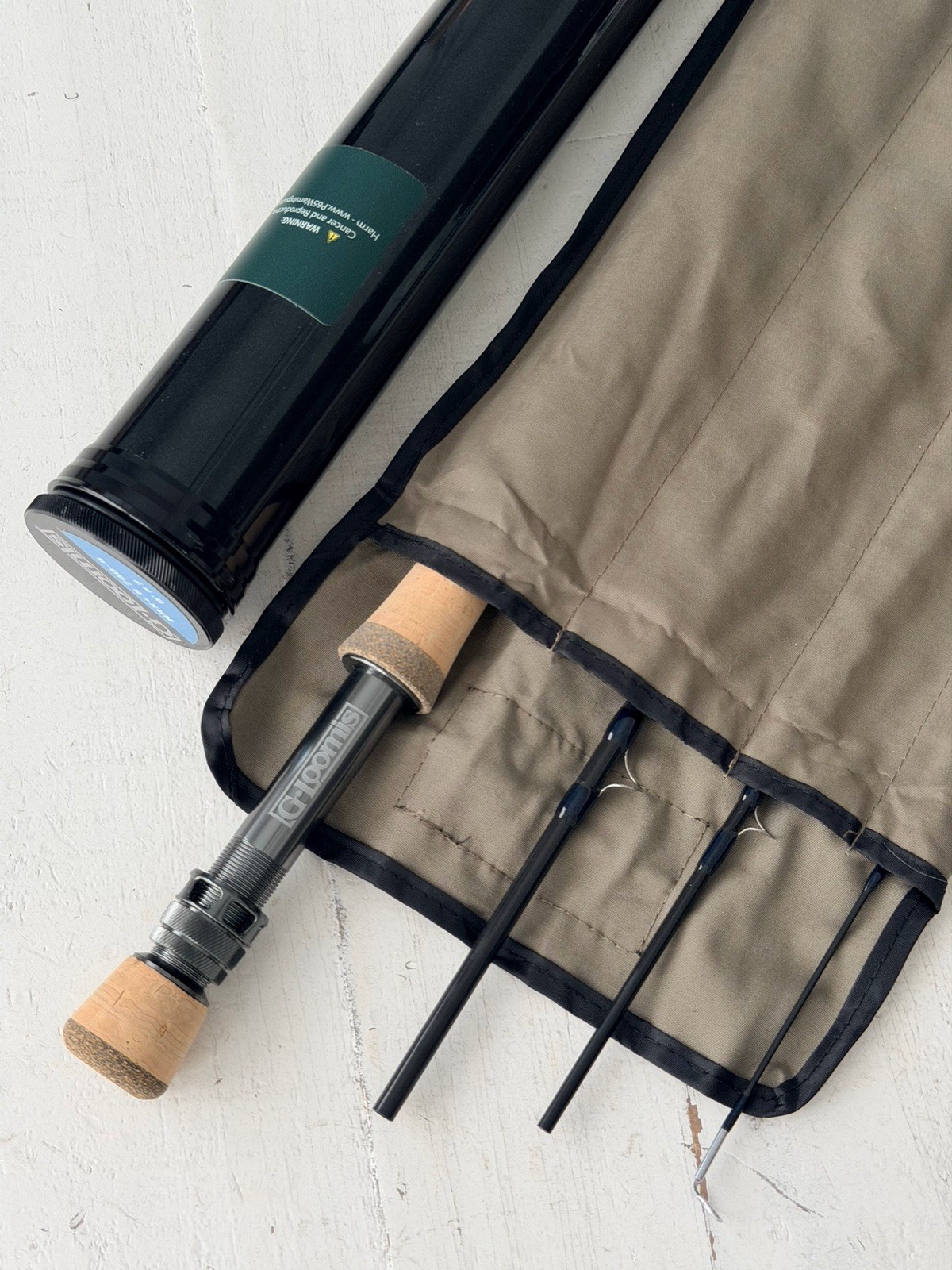 **BEAUTIFUL** 🔥 G LOOMIS NRX+ S SALT 7wt. 9’ft~4pc fly rod!🔥~LEGENDARY~