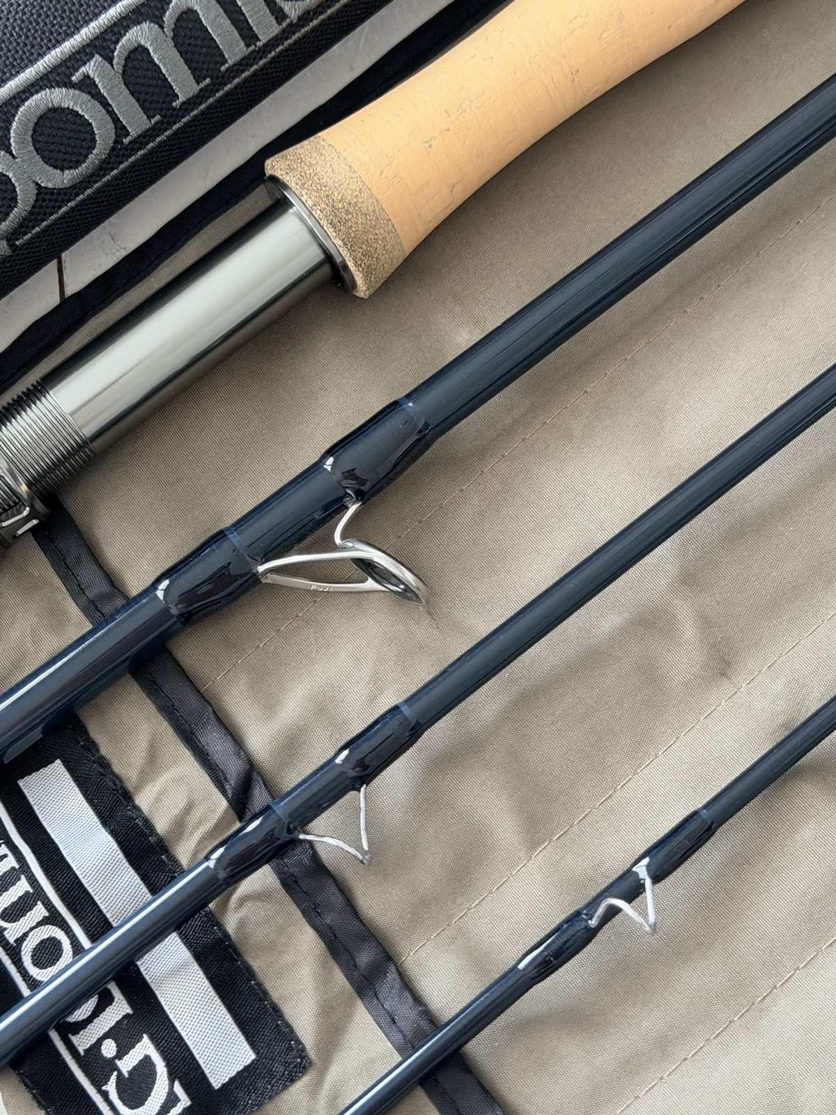 **BEAUTIFUL** 🔥G LOOMIS IMX-PRO V2s SALT 9wt. 9’ft~4pc fly rod!!! ~NEW~🔥
