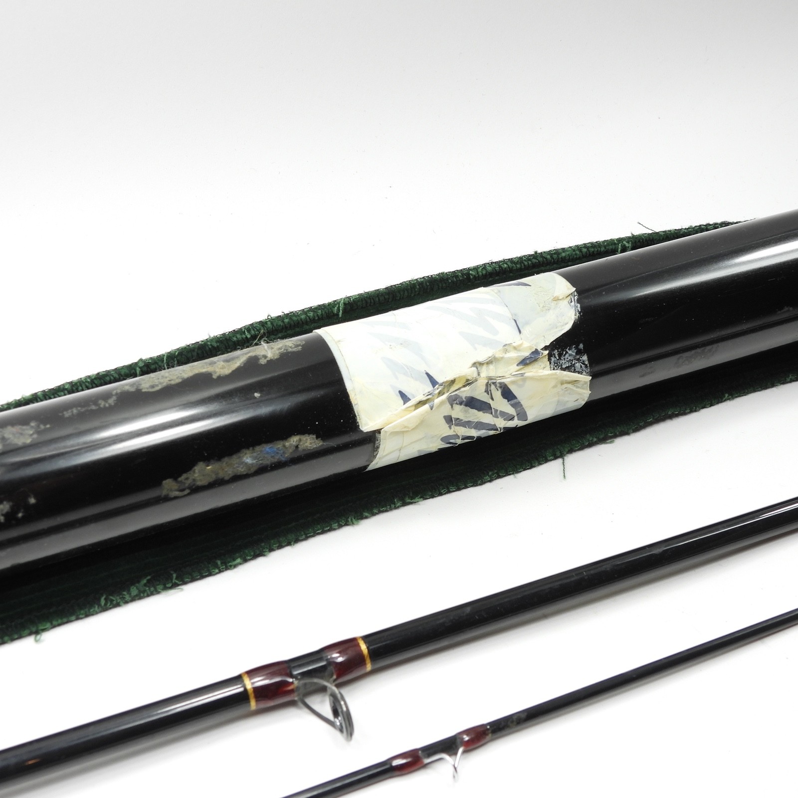 Hunting World “Deluxe Model” Super Lite IM6 Graphite Fly Rod. 10’ 8wt.