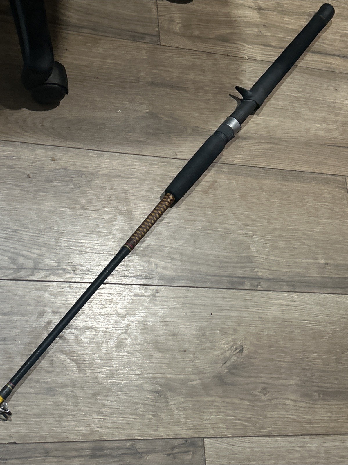 Vintage 6’ Uglystik Fishing Rod, Heavy Action 15-25 LB