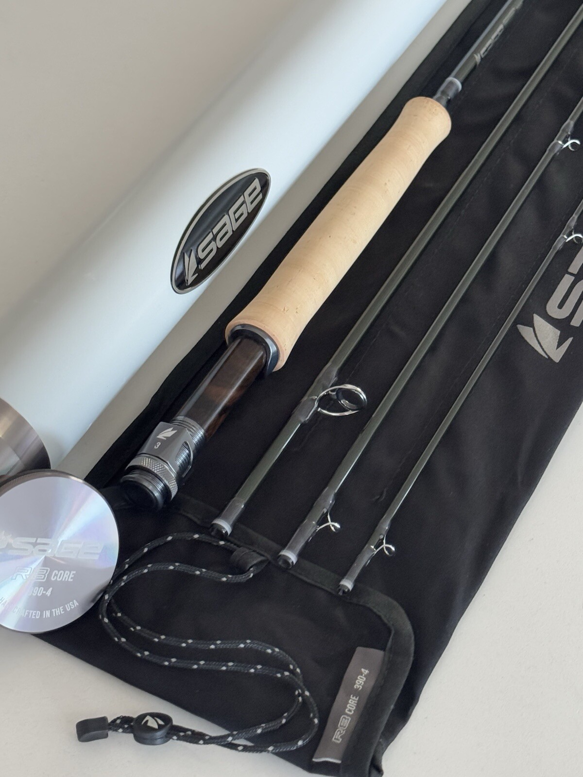 **BEAUTIFUL** 🔥 SAGE R8 Core 3wt. 9’ft~4Pc FlyRod!! 🔥~NEW~🔥