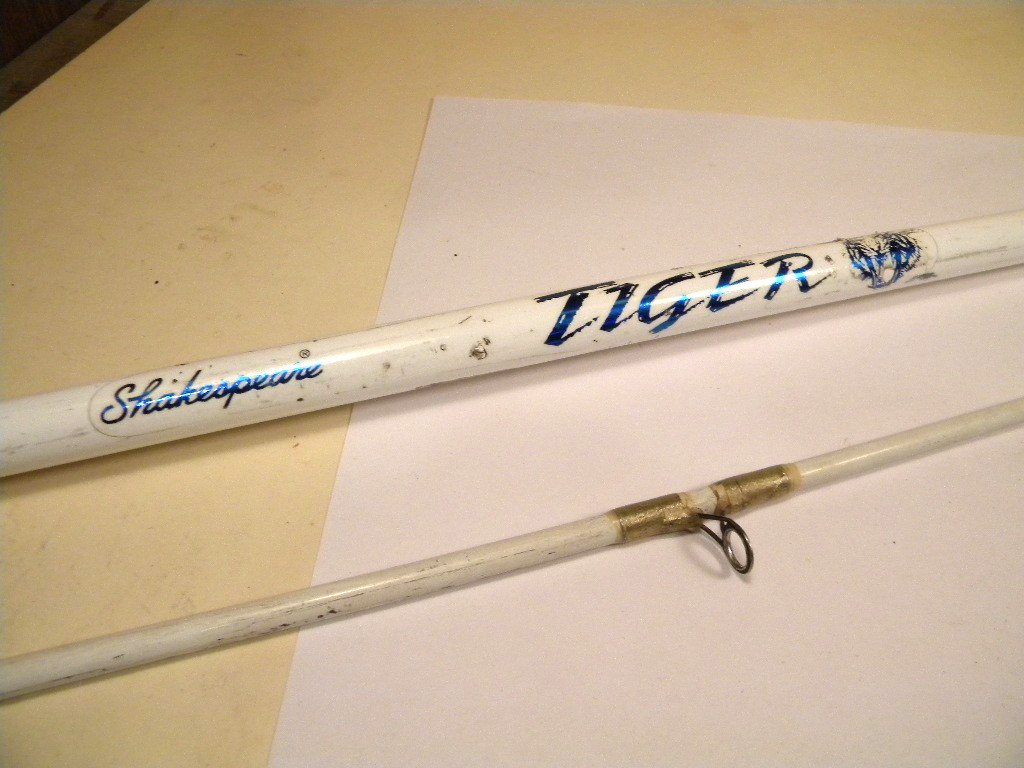 Shakespeare Tiger TSC 66 2MH medium heavy 6’6″ casting rod