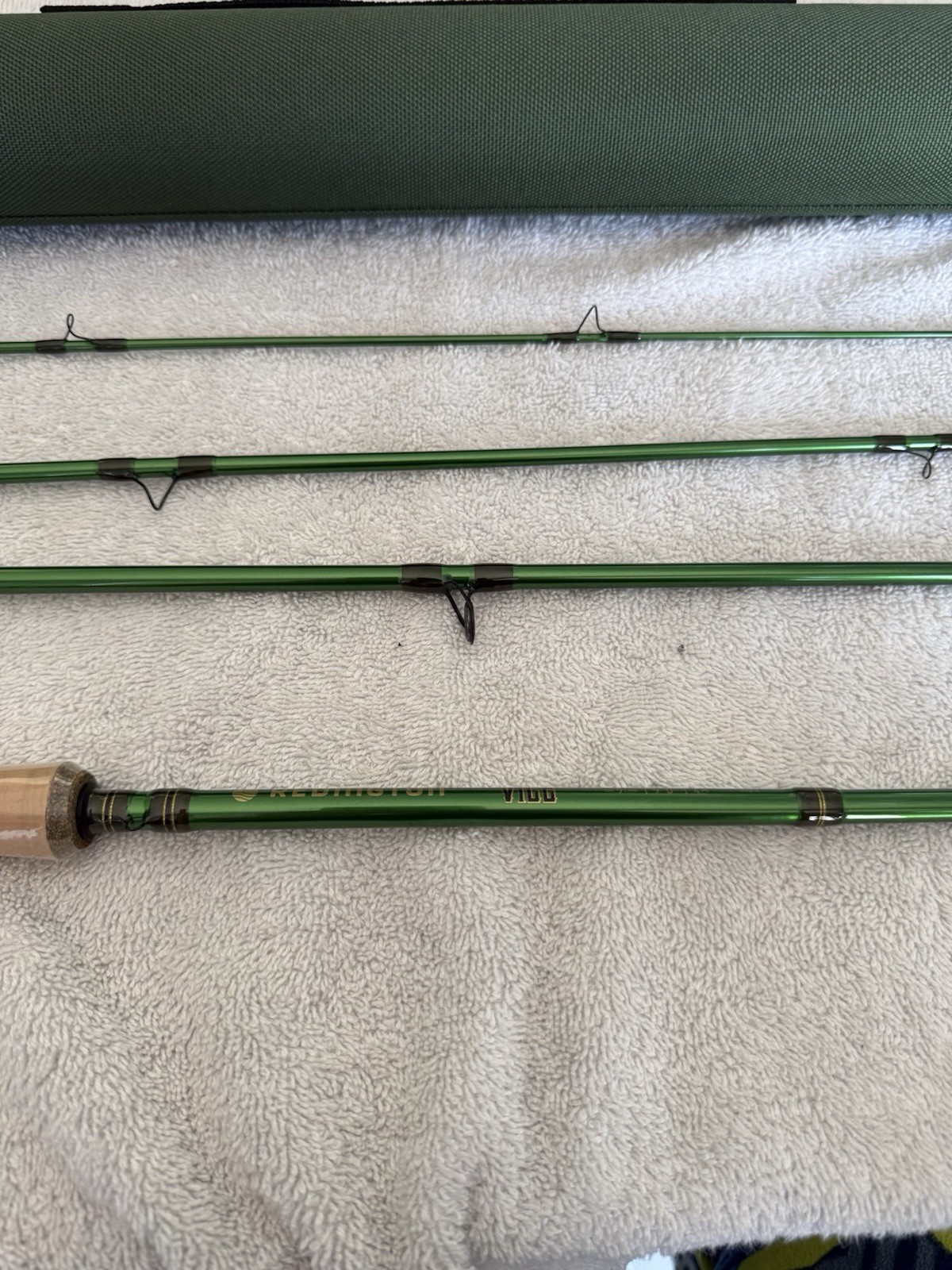 Redington Vice 990-4 Fly Rod 9ft 9wt 4pc Green Cork Grip Tube