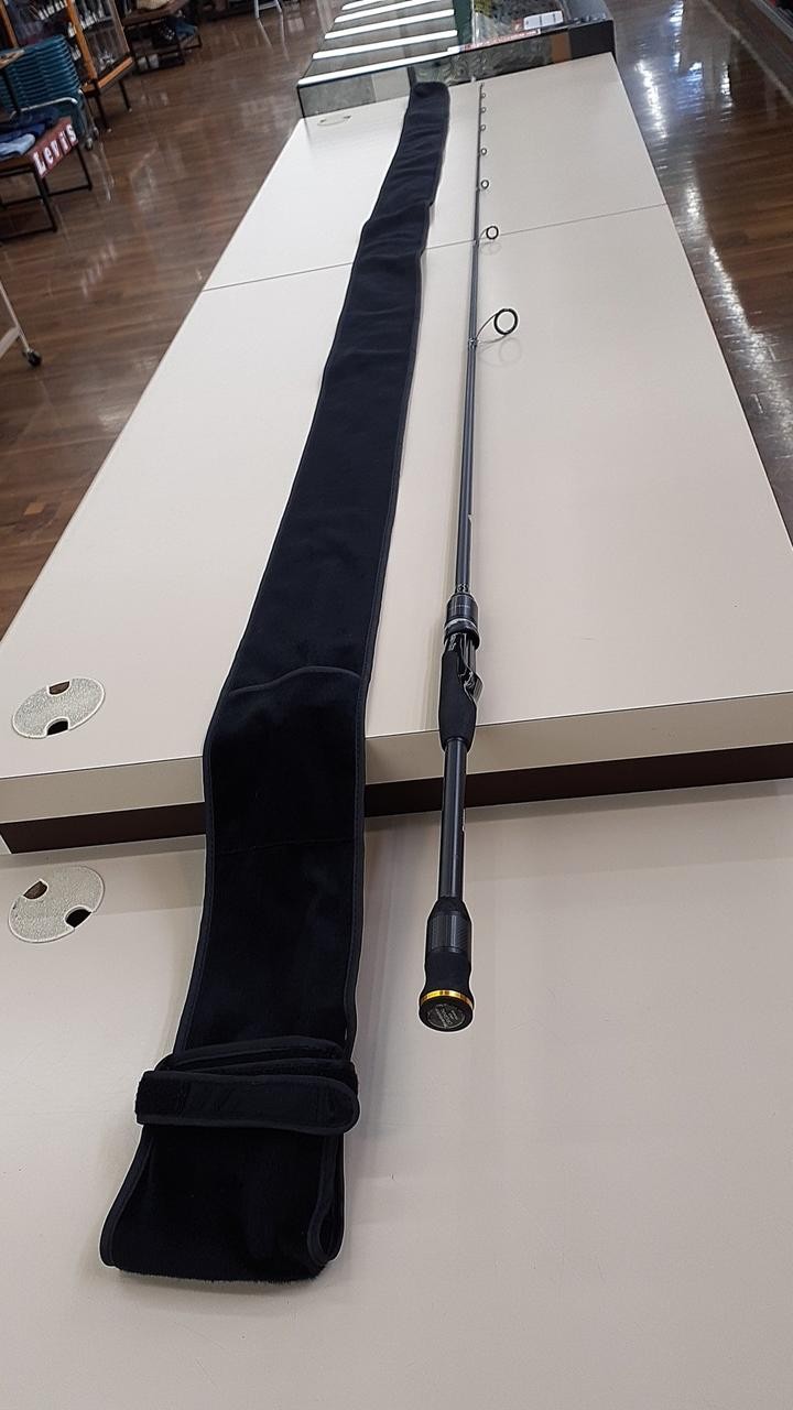 Megabass F2-610XSRC Bass Fishing Rod 6’10” (208cm) Excellent Condition
