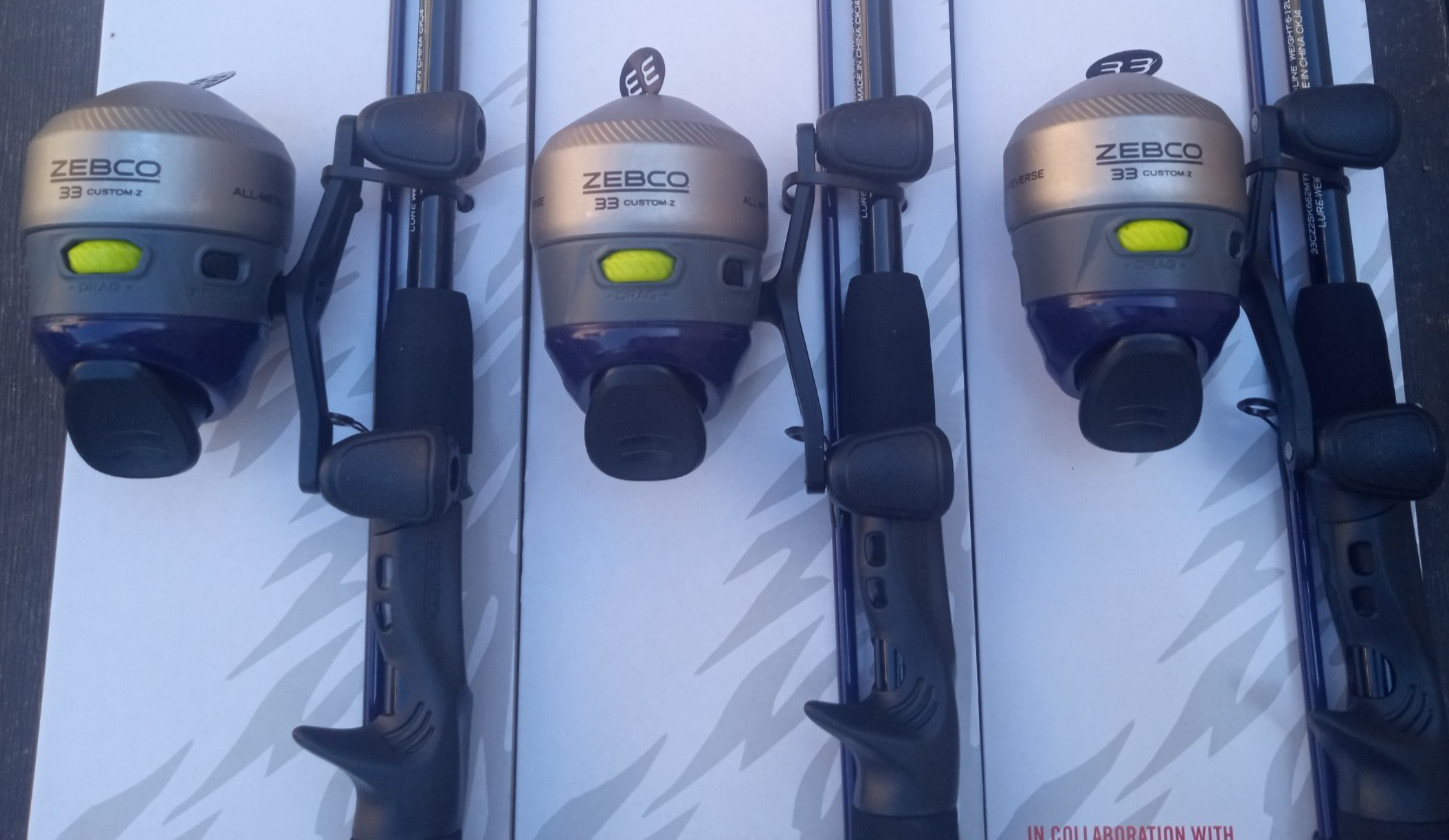 lot 3* new Zebco metal 33 Custom-Z 6″6′ rod Combo w/strike king crankbait