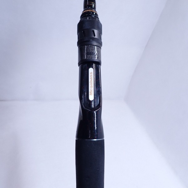 megabass Destroyer Black Jungle F5-71XBJ Cond/C