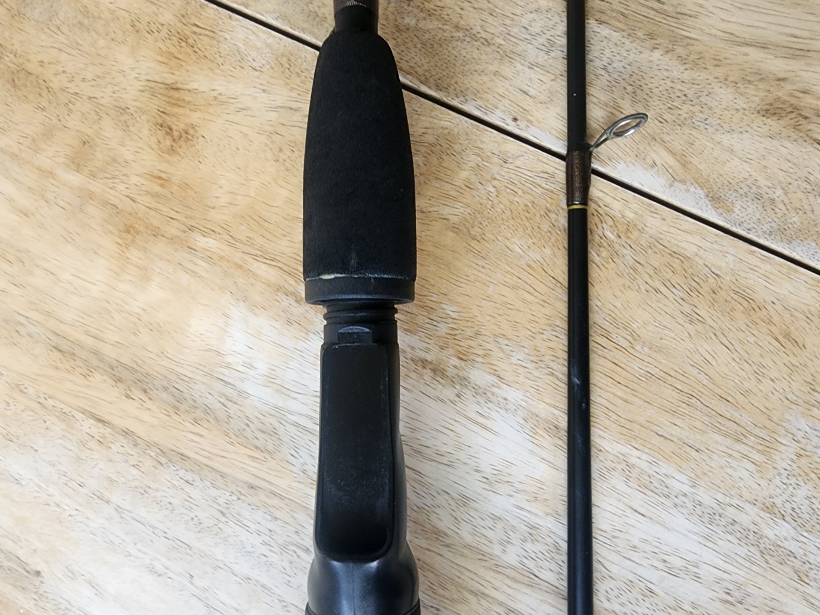 Vintage 2pc Synergy Classic Bait Casting Fishing Rod