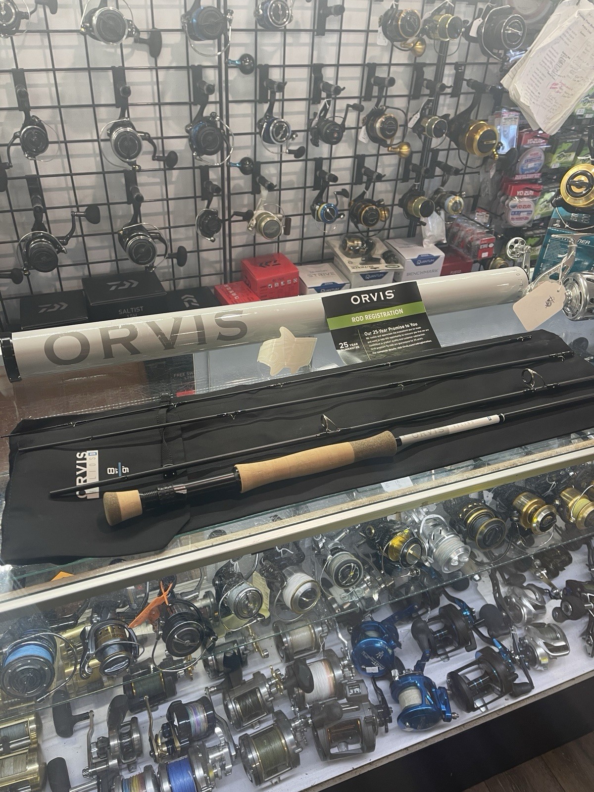 NEW ORVIS HELIOS Newest Model D 8WT 9’ *Inc Tube, Soft Case, Warranty & Sticker