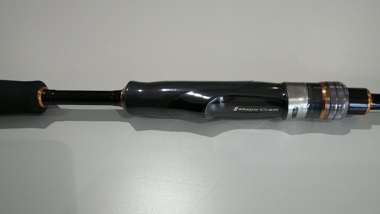 MajorCraft Benkei BIS-642L Bass Fishing Rod 6.4ft 2-Piece 4-8lb Line