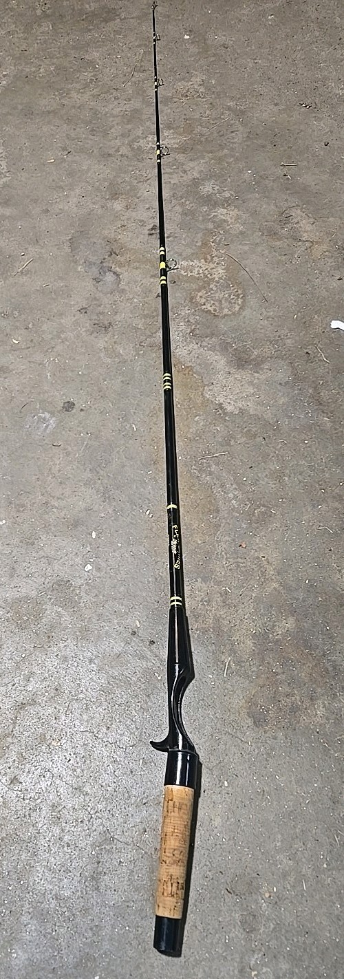 Flex Series by Garcia 6′ One Piece Fishing Rod Medium ACTION 2408A Made In USA