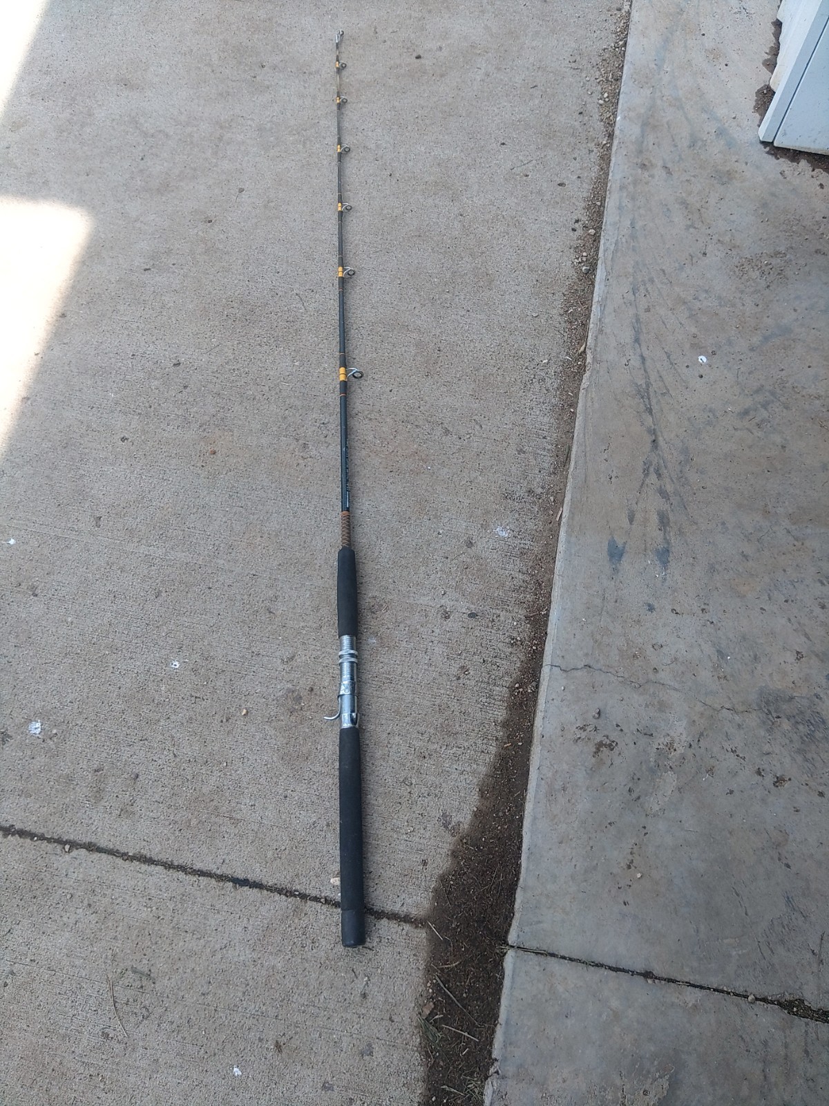 Vintage Shakespeare Ugly Stik BWC 1120 5′ 6″ 15-25lb w/ Trigger Grip.